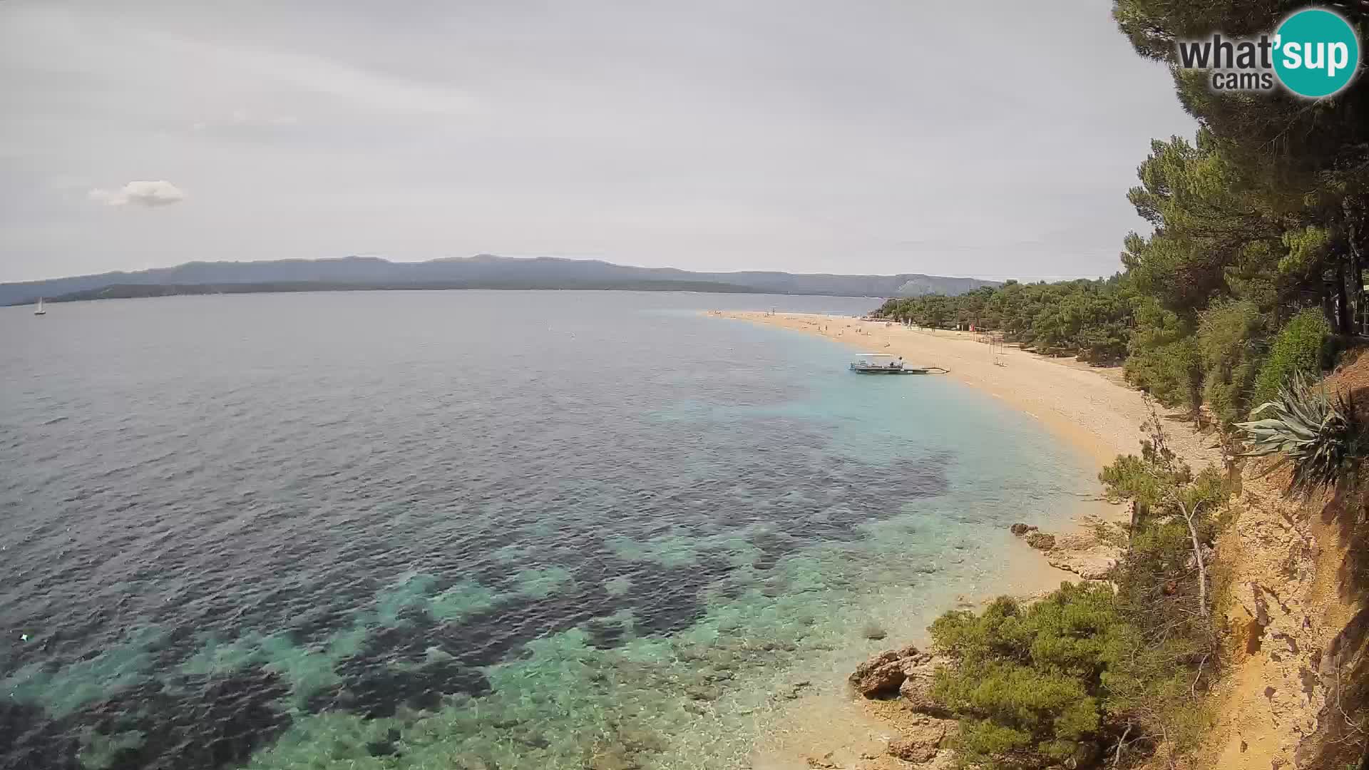 Web kamera Bol Zlatni Rat – Pogled uživo s otoka Brača
