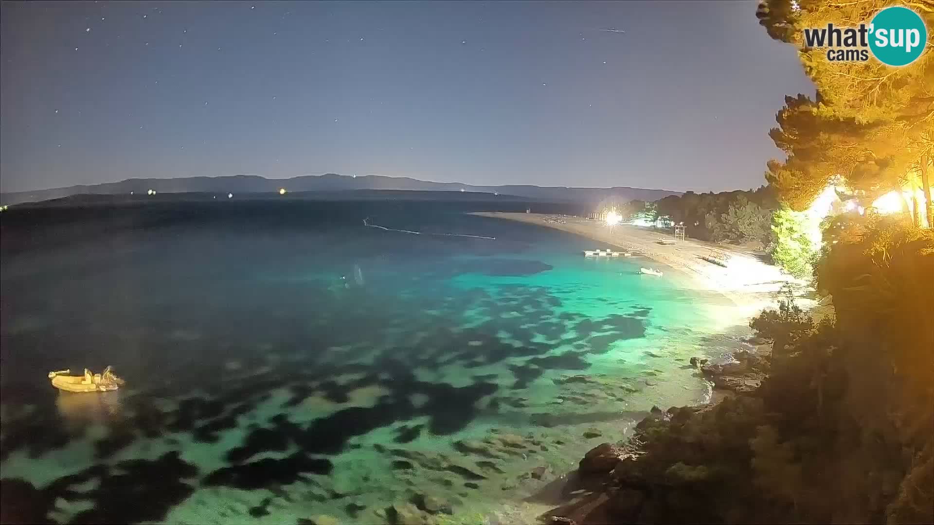 Webcam Zlatni Rat Bol – Liveblick vom berühmten Strand auf Brač