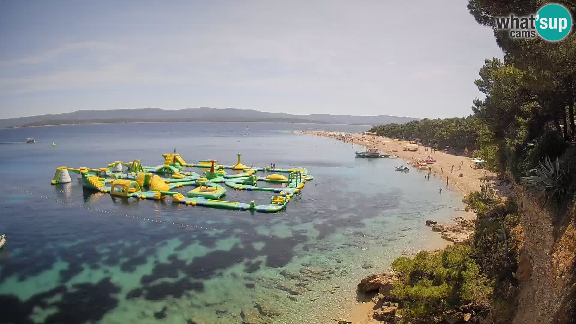 Web kamera Bol Zlatni Rat – Pogled uživo s otoka Brača