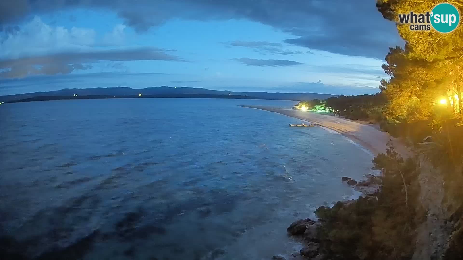 Spletna kamera Bol Zlatni Rat – Pogled v živo z otoka Brač
