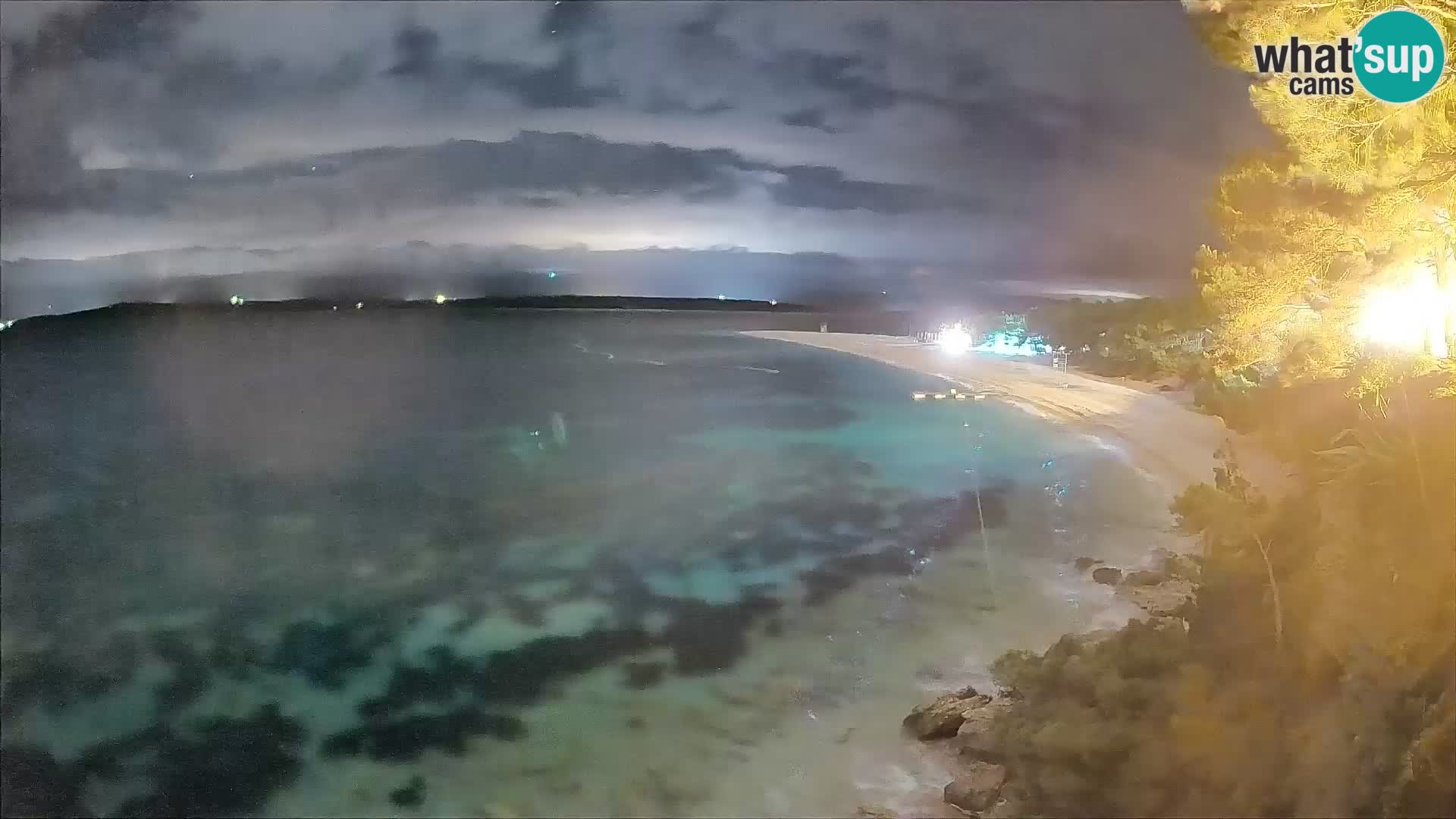 Webcam Zlatni Rat Bol – Liveblick vom berühmten Strand auf Brač