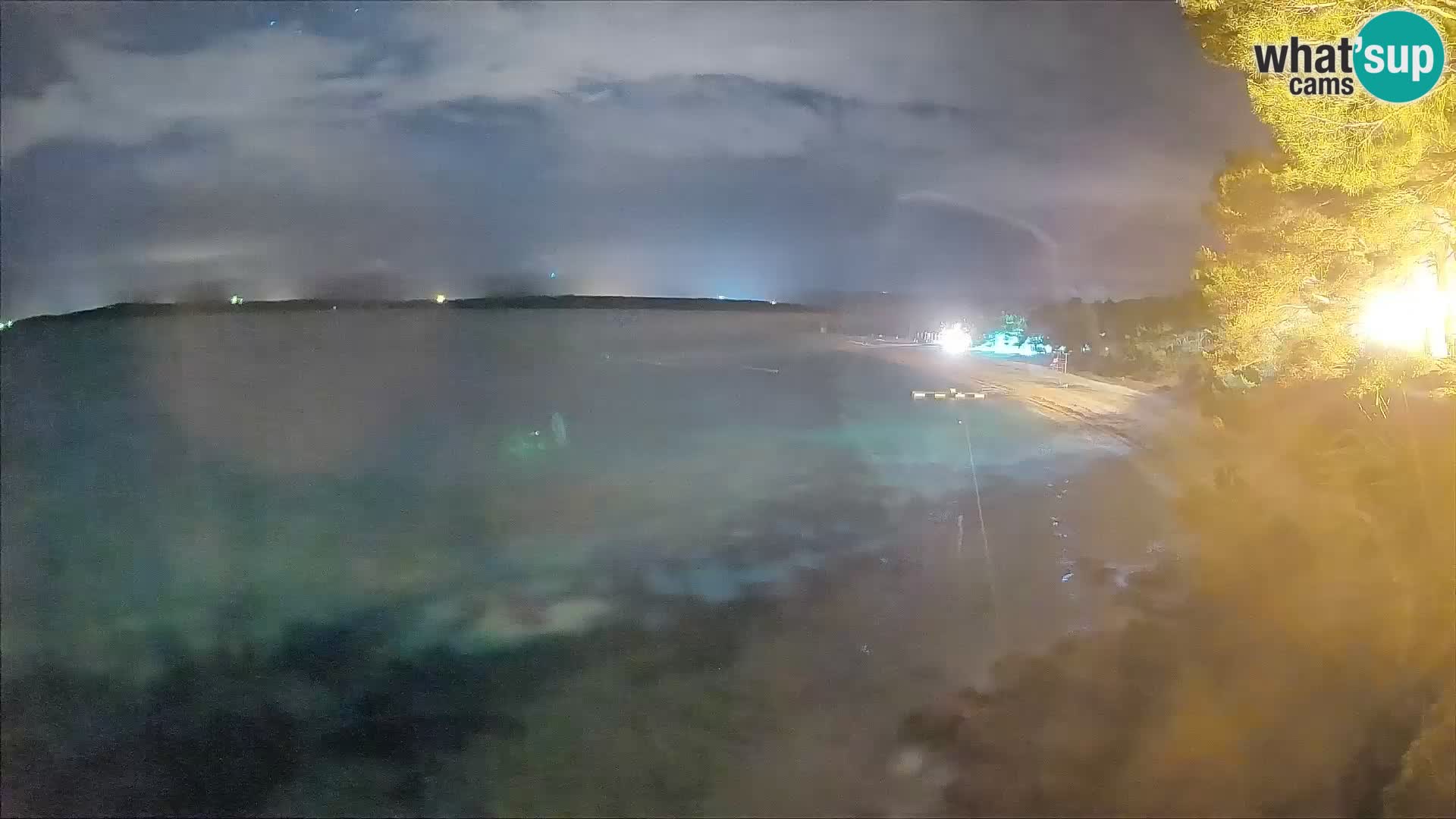 Webcam Zlatni Rat Bol – Liveblick vom berühmten Strand auf Brač