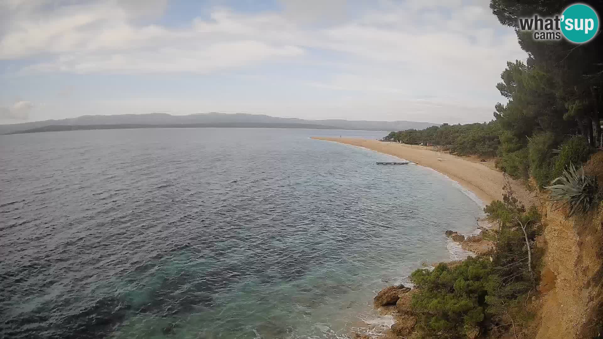 Web kamera Bol Zlatni Rat – Pogled uživo s otoka Brača