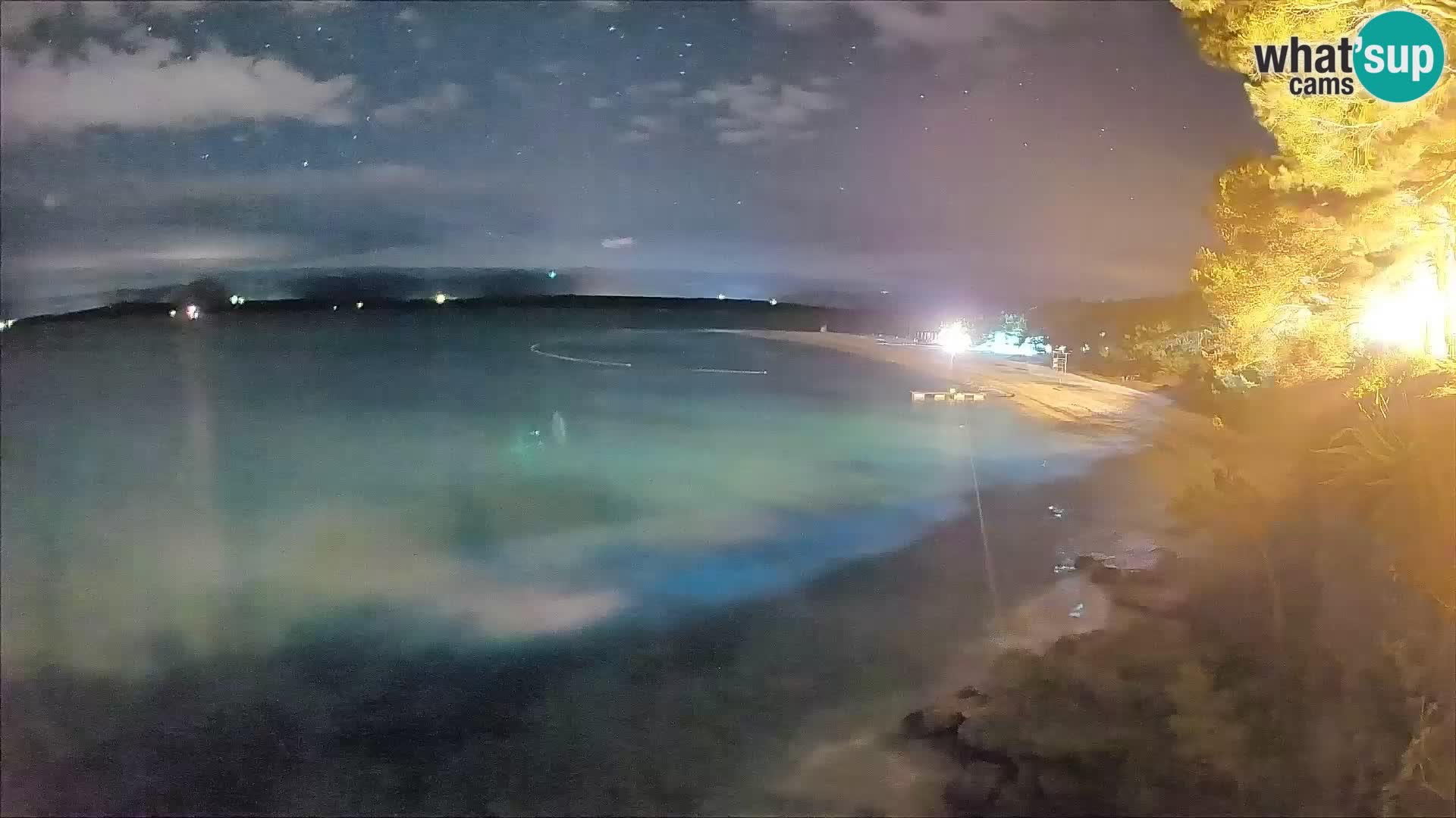 Webcam Zlatni Rat Bol – Liveblick vom berühmten Strand auf Brač