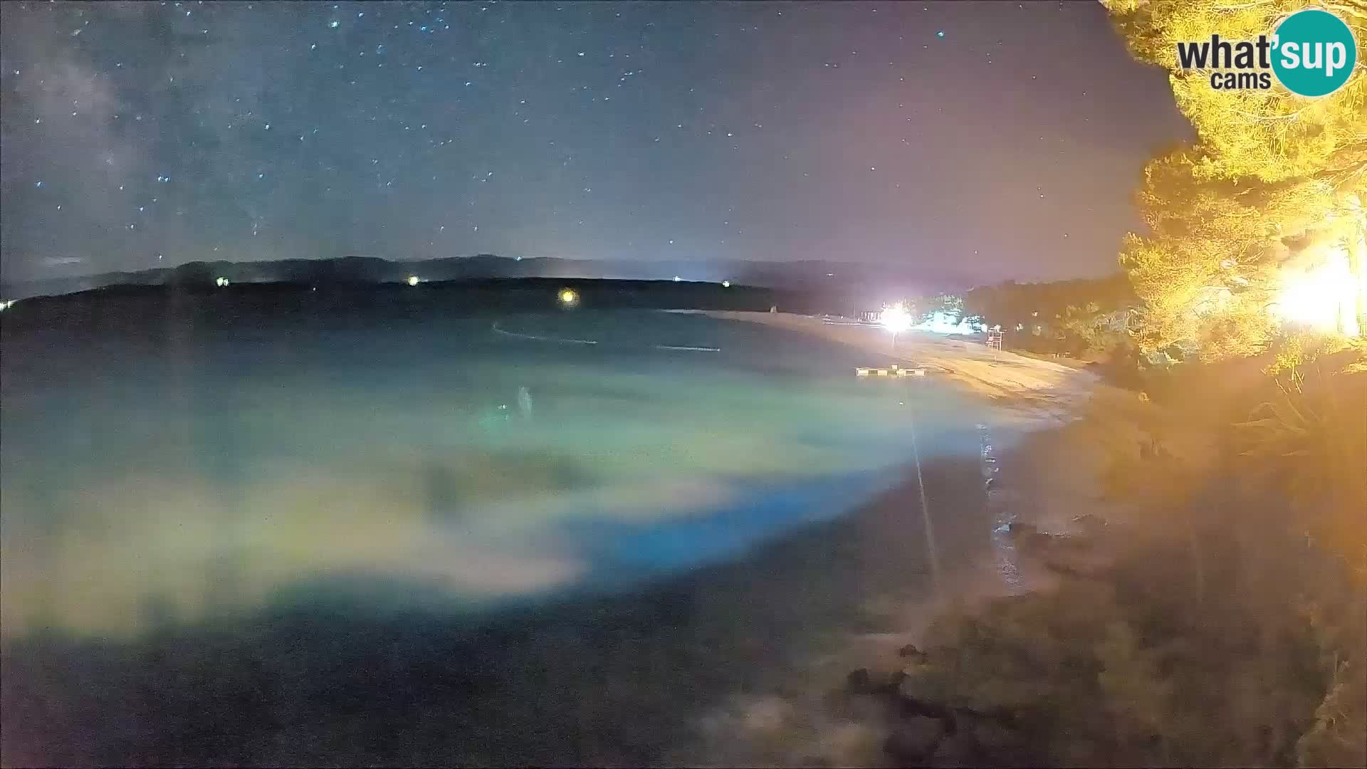 Webcam Zlatni Rat Bol – Liveblick vom berühmten Strand auf Brač