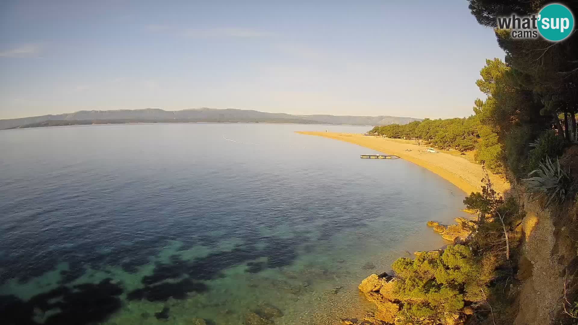 Web kamera Bol Zlatni Rat – Pogled uživo s otoka Brača