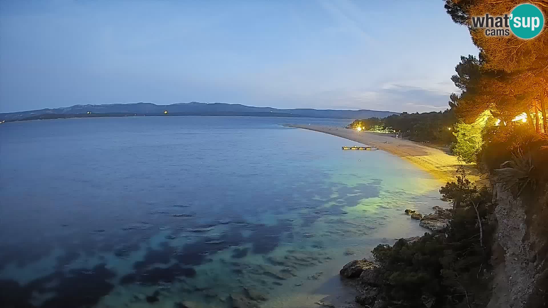 Web kamera Bol Zlatni Rat – Pogled uživo s otoka Brača