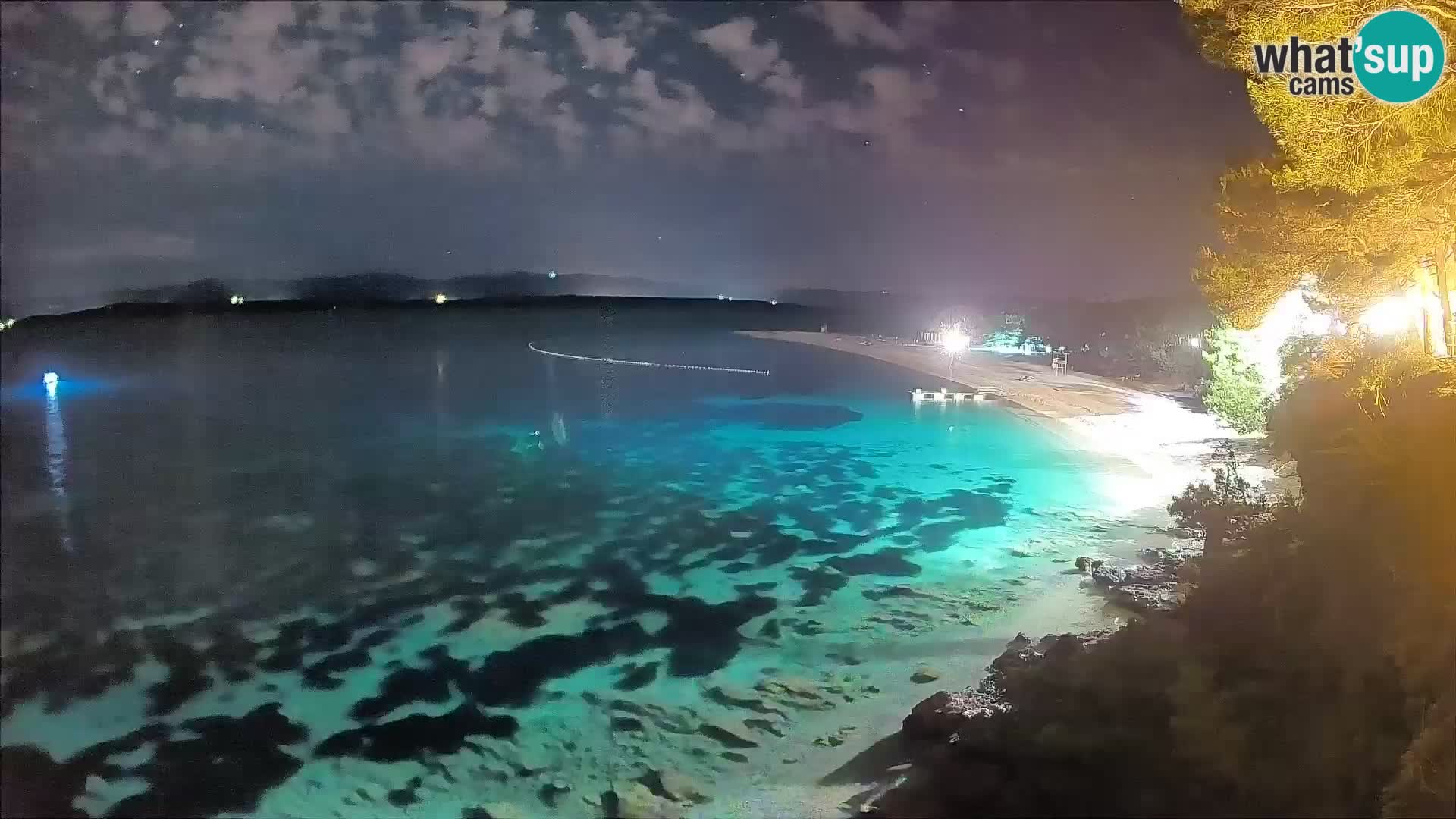 Webcam Zlatni Rat Bol – Liveblick vom berühmten Strand auf Brač