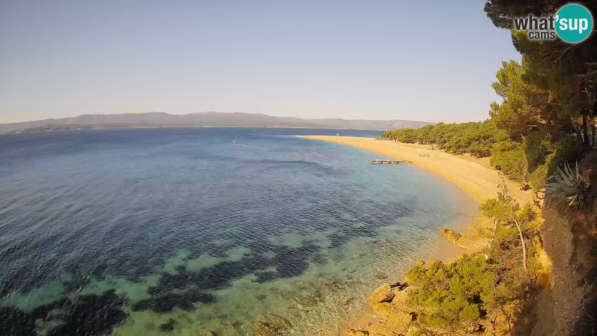 Spletna kamera Bol Zlatni Rat – Pogled v živo z otoka Brač