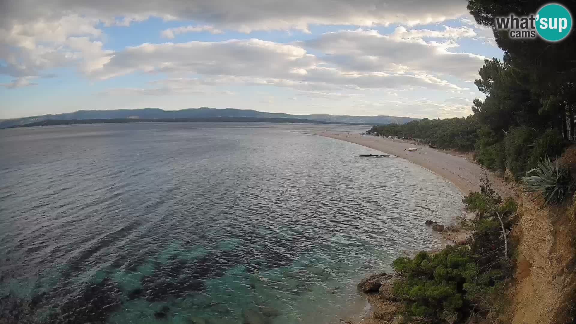 Web kamera Bol Zlatni Rat – Pogled uživo s otoka Brača
