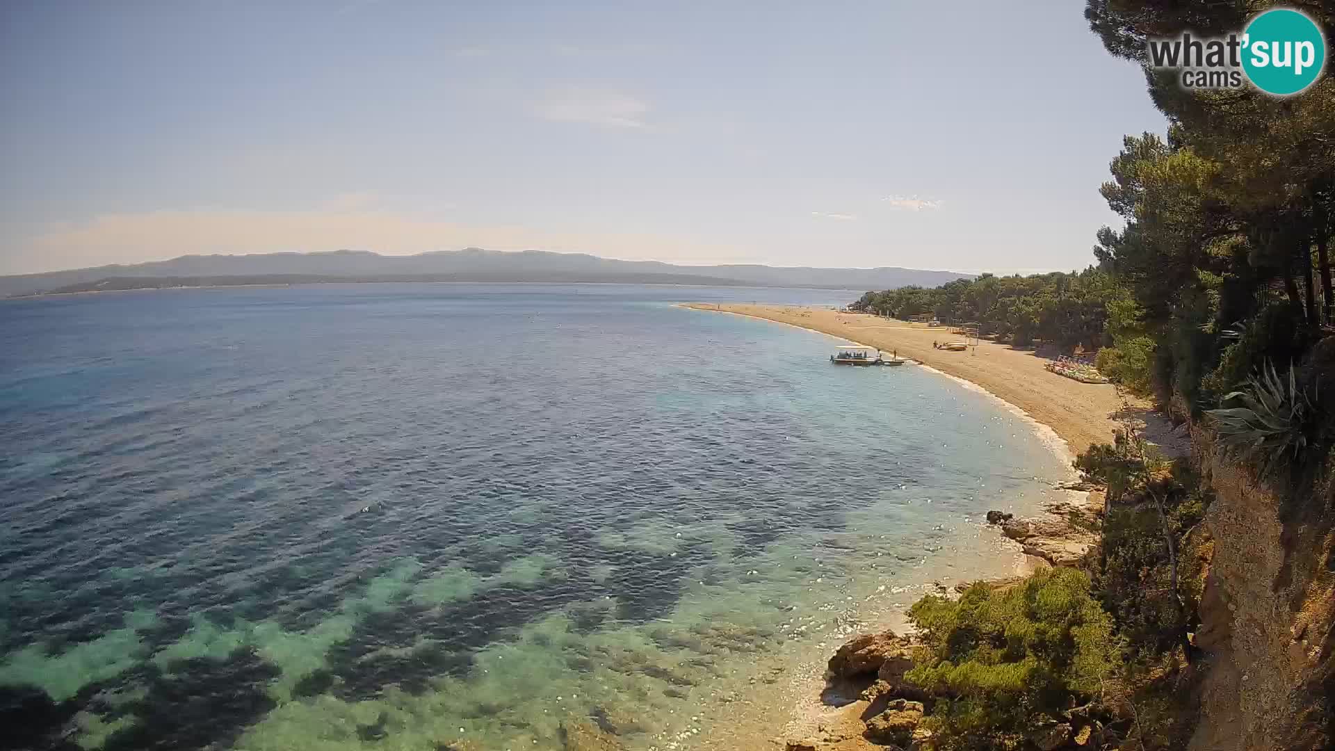 Web kamera Bol Zlatni Rat – Pogled uživo s otoka Brača
