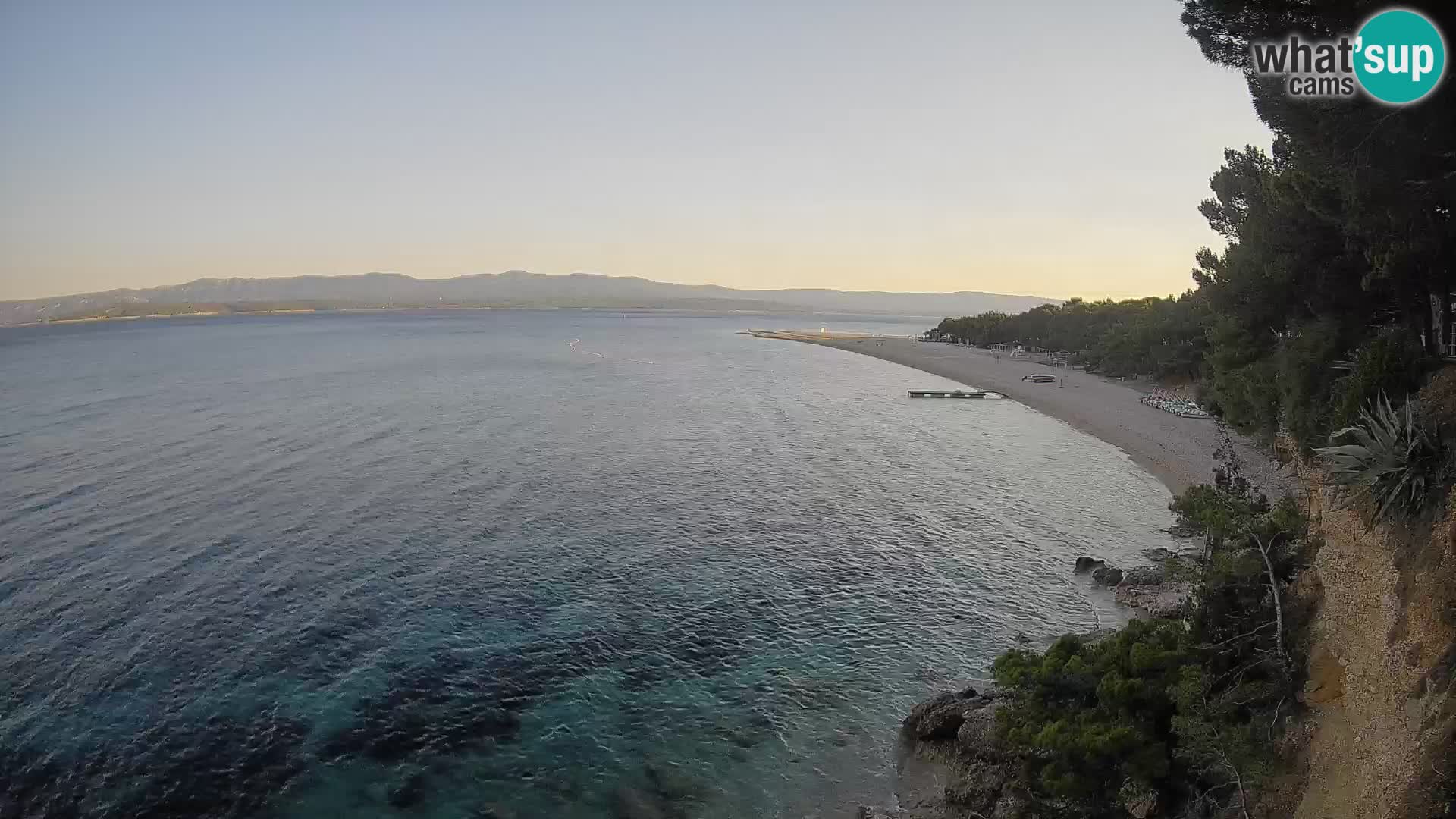 Spletna kamera Bol Zlatni Rat – Pogled v živo z otoka Brač