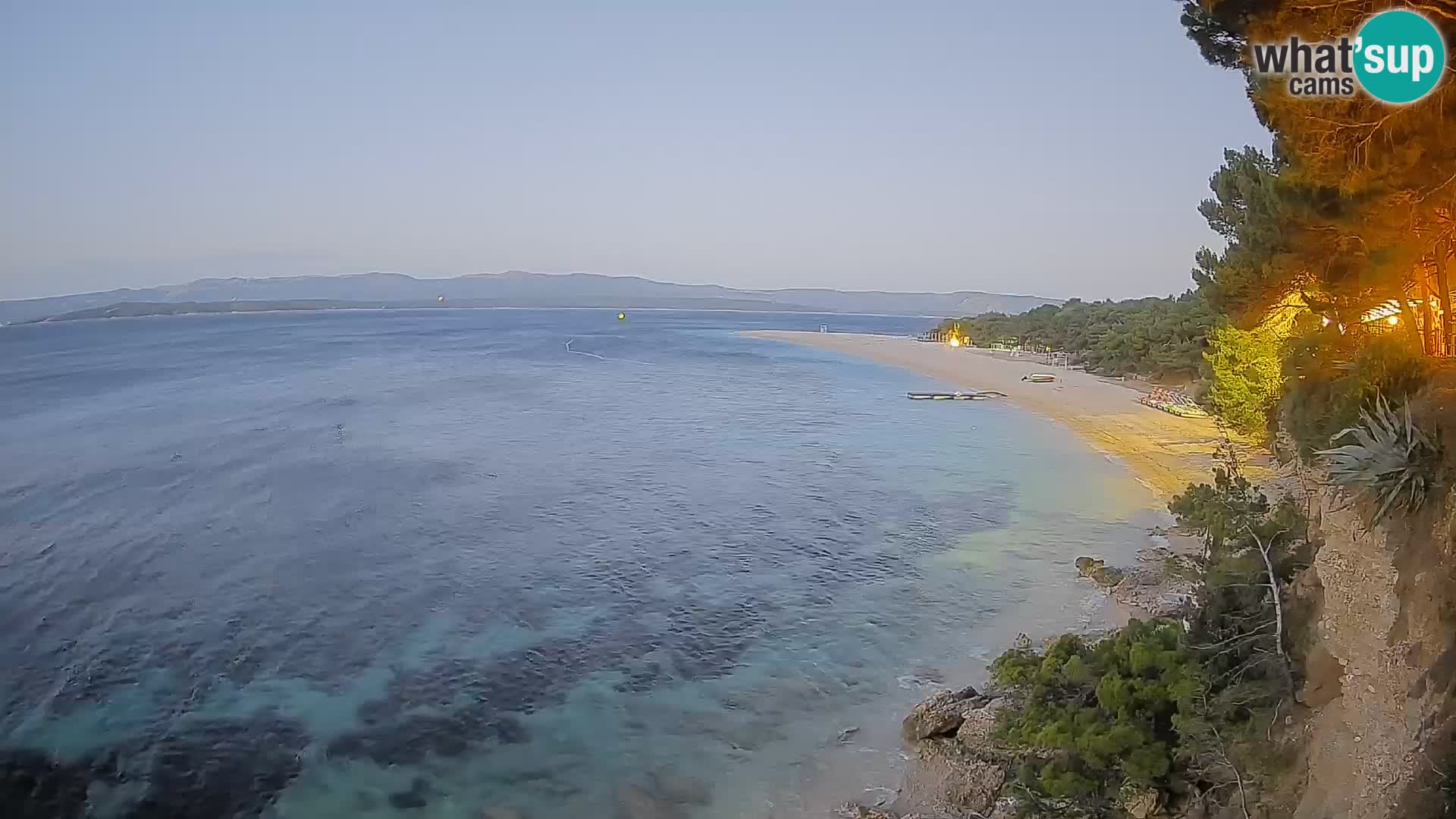 Webcam Zlatni Rat Bol – Liveblick vom berühmten Strand auf Brač