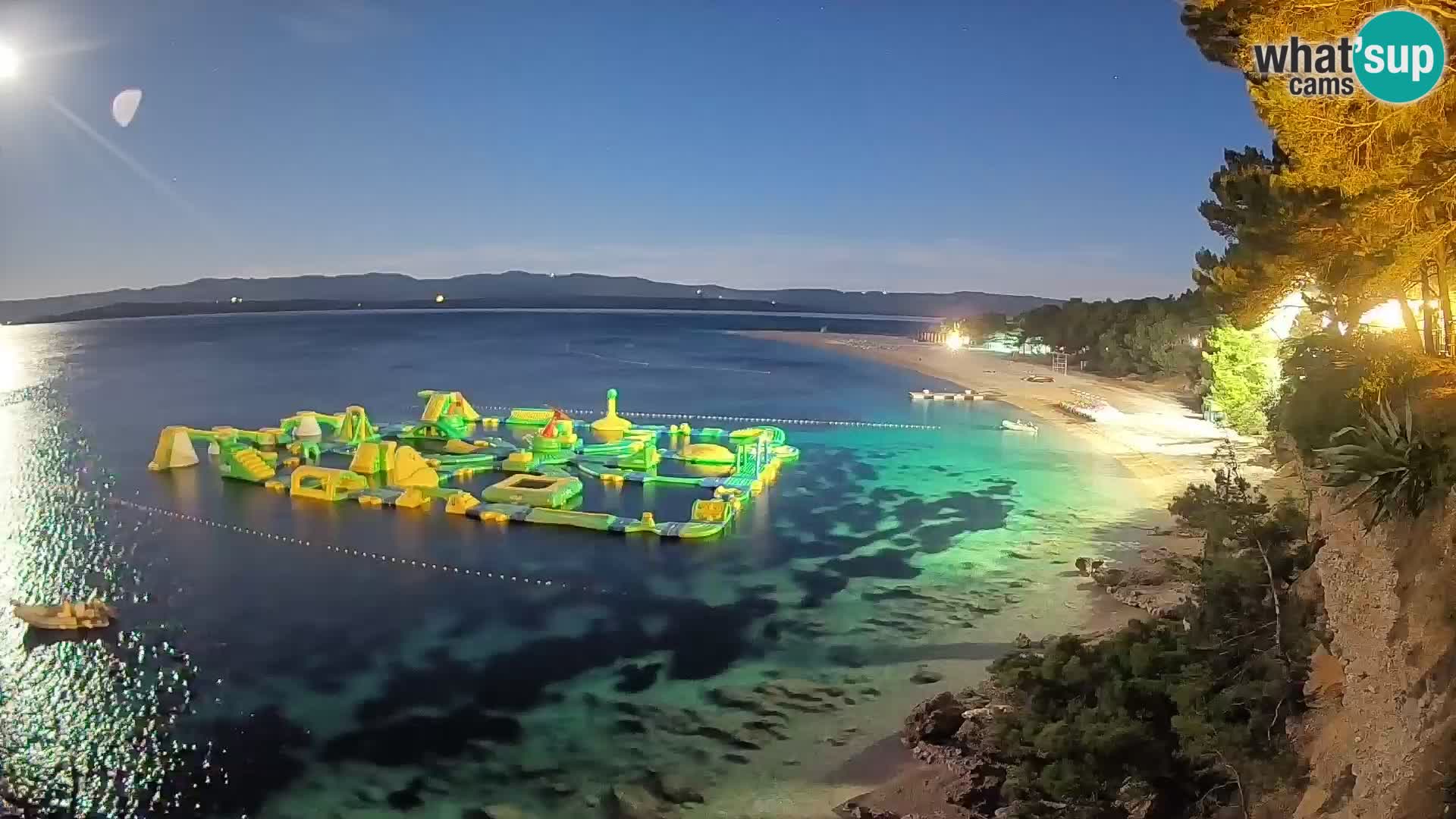 Webcam Zlatni Rat Bol – Liveblick vom berühmten Strand auf Brač