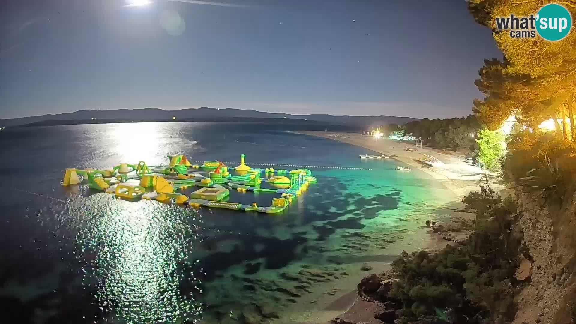 Webcam Zlatni Rat Bol – Liveblick vom berühmten Strand auf Brač