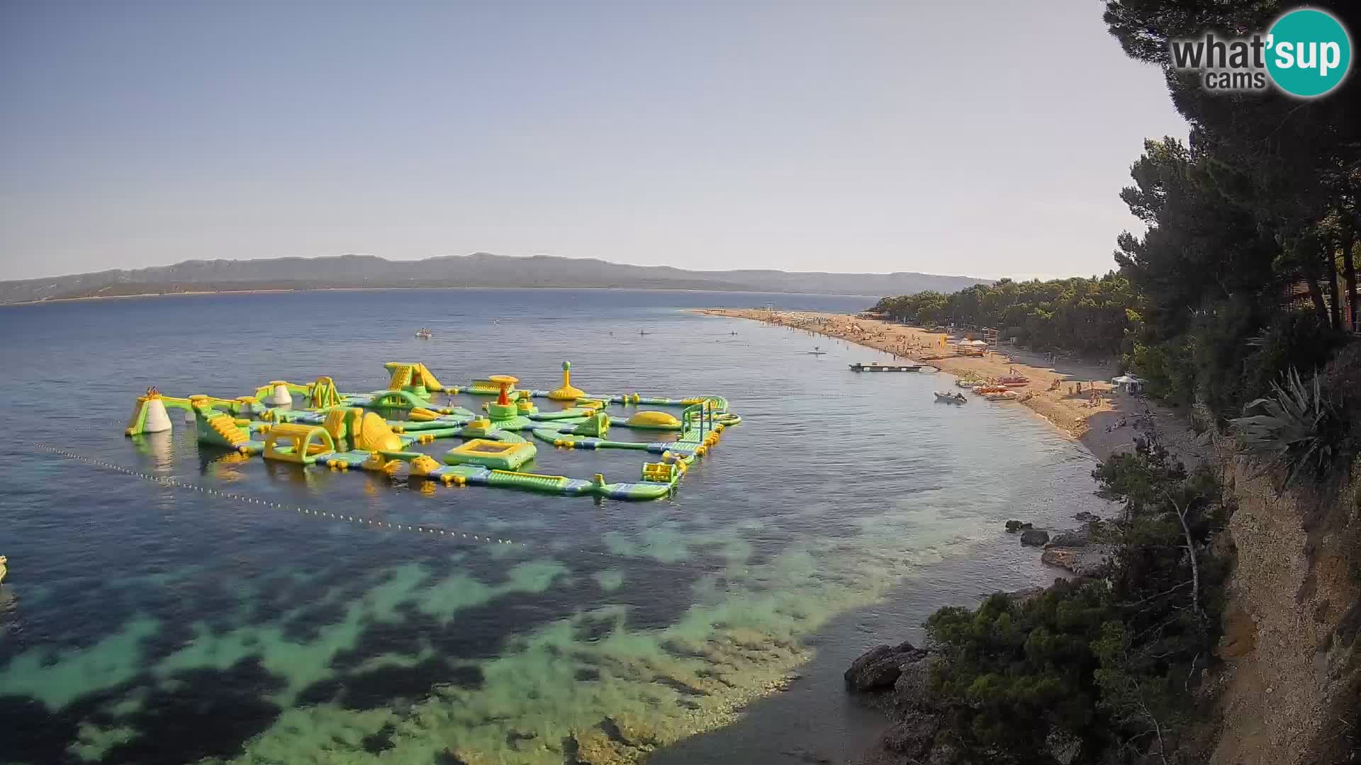 Web kamera Bol Zlatni Rat – Pogled uživo s otoka Brača