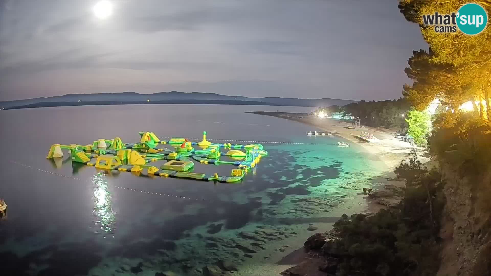 Webcam Zlatni Rat Bol – Liveblick vom berühmten Strand auf Brač