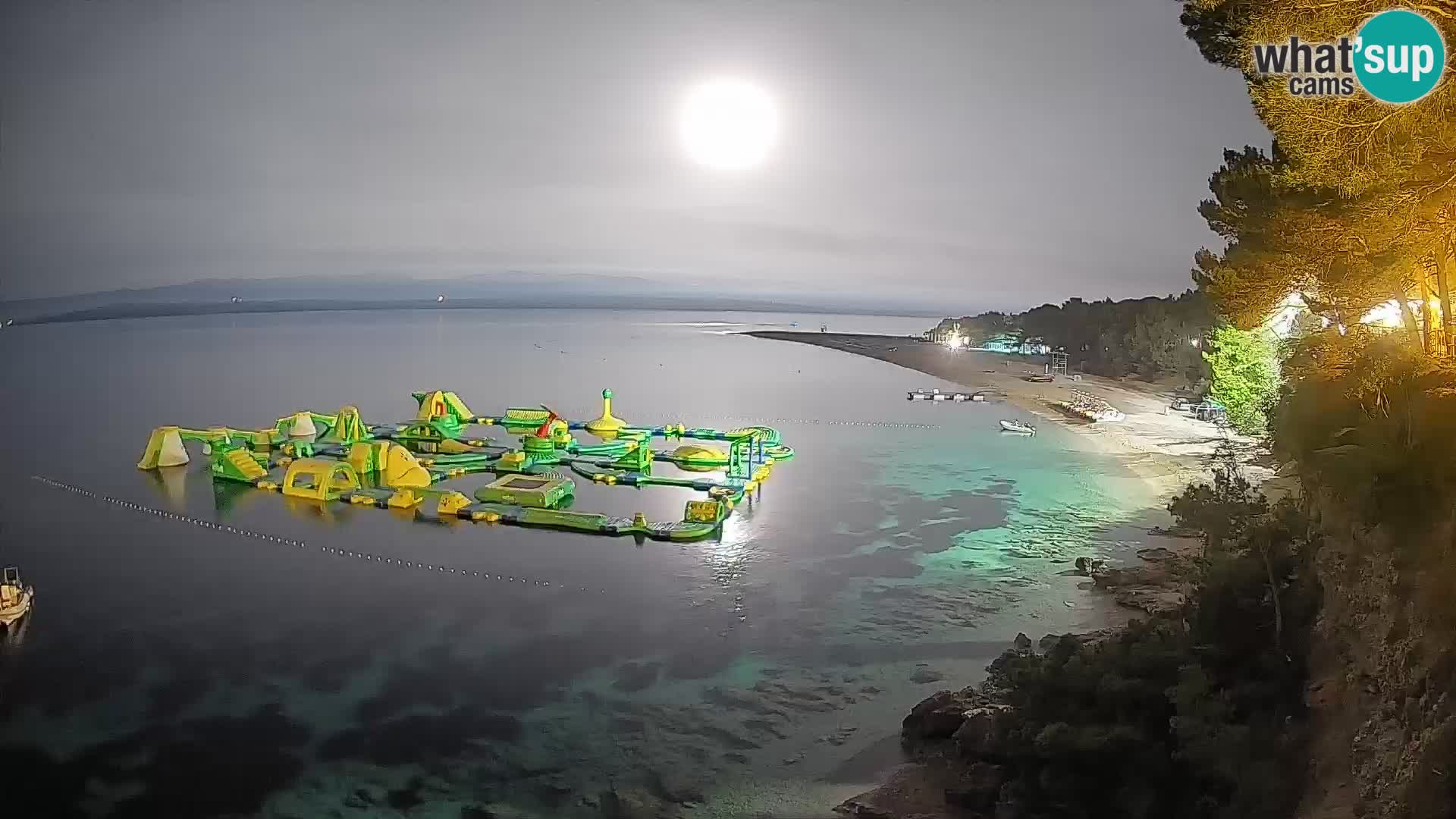 Webcam Zlatni Rat Bol – Liveblick vom berühmten Strand auf Brač