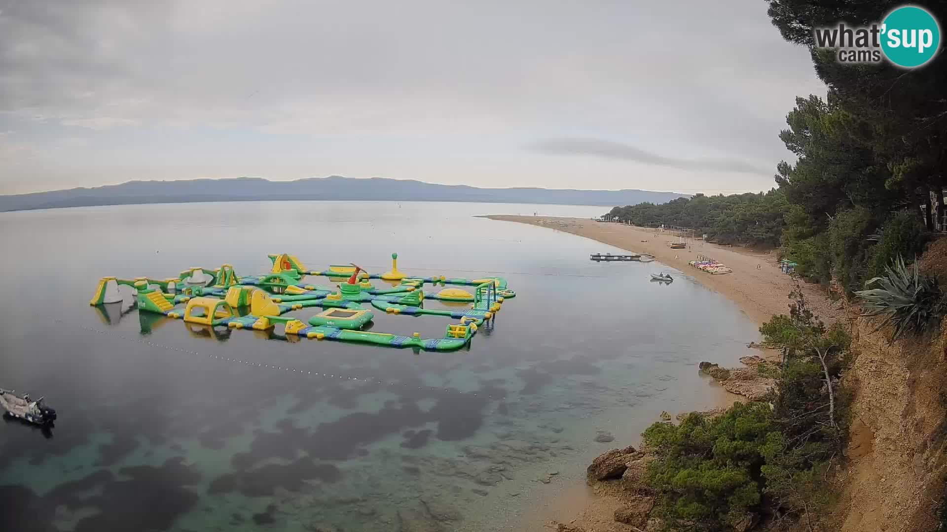 Web kamera Bol Zlatni Rat – Pogled uživo s otoka Brača