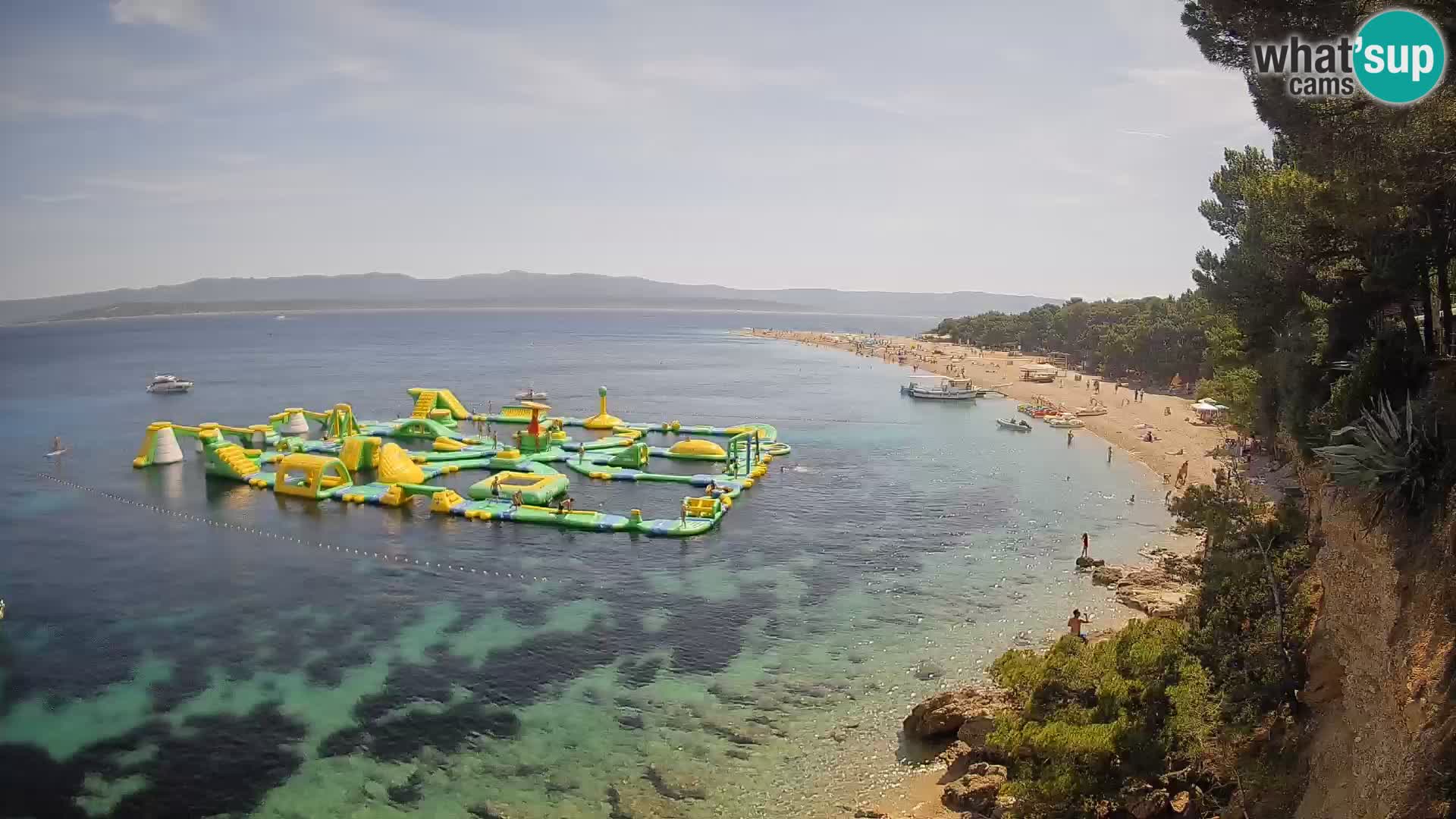 Web kamera Bol Zlatni Rat – Pogled uživo s otoka Brača