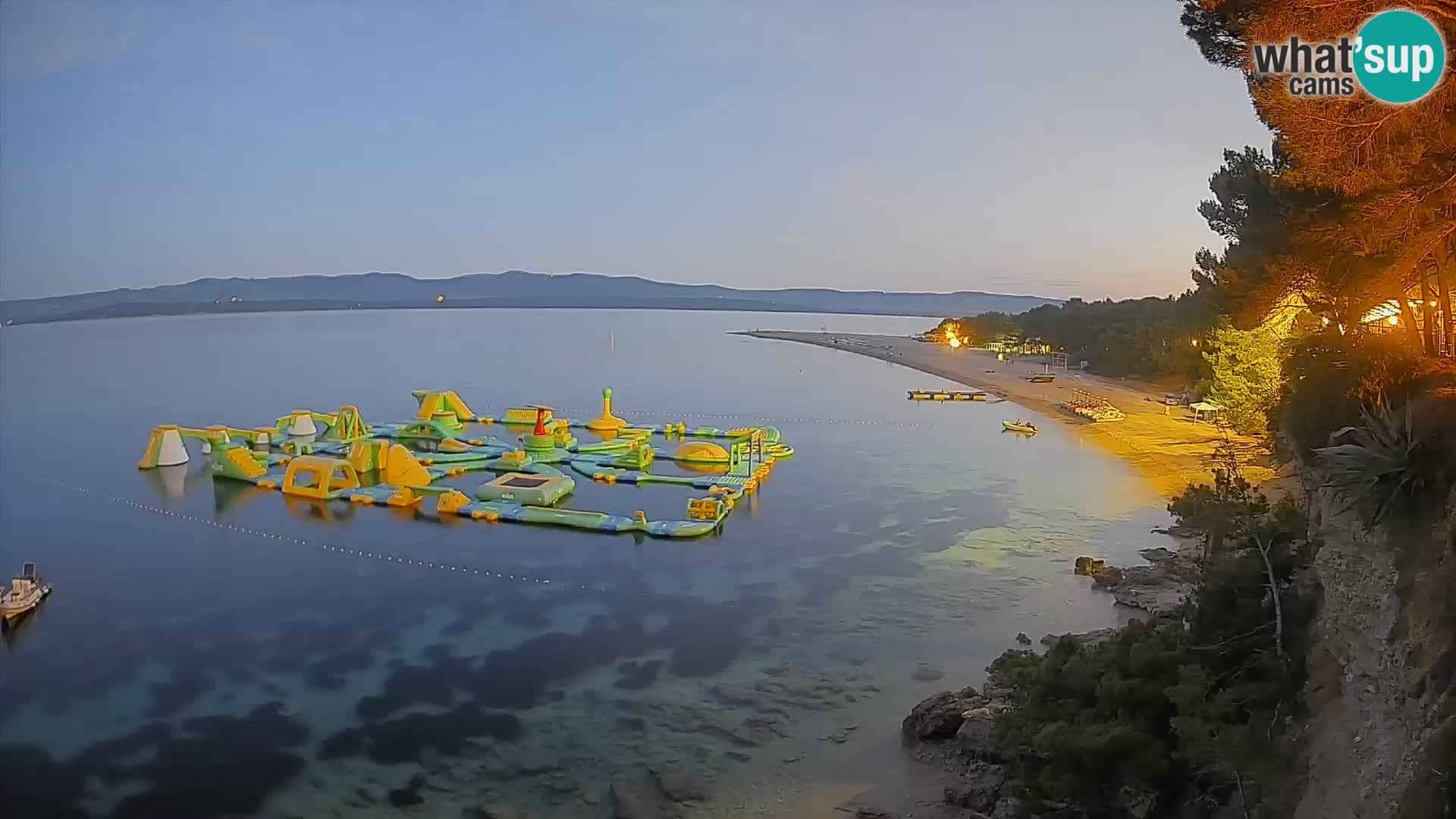 Webcam Zlatni Rat Bol – Liveblick vom berühmten Strand auf Brač