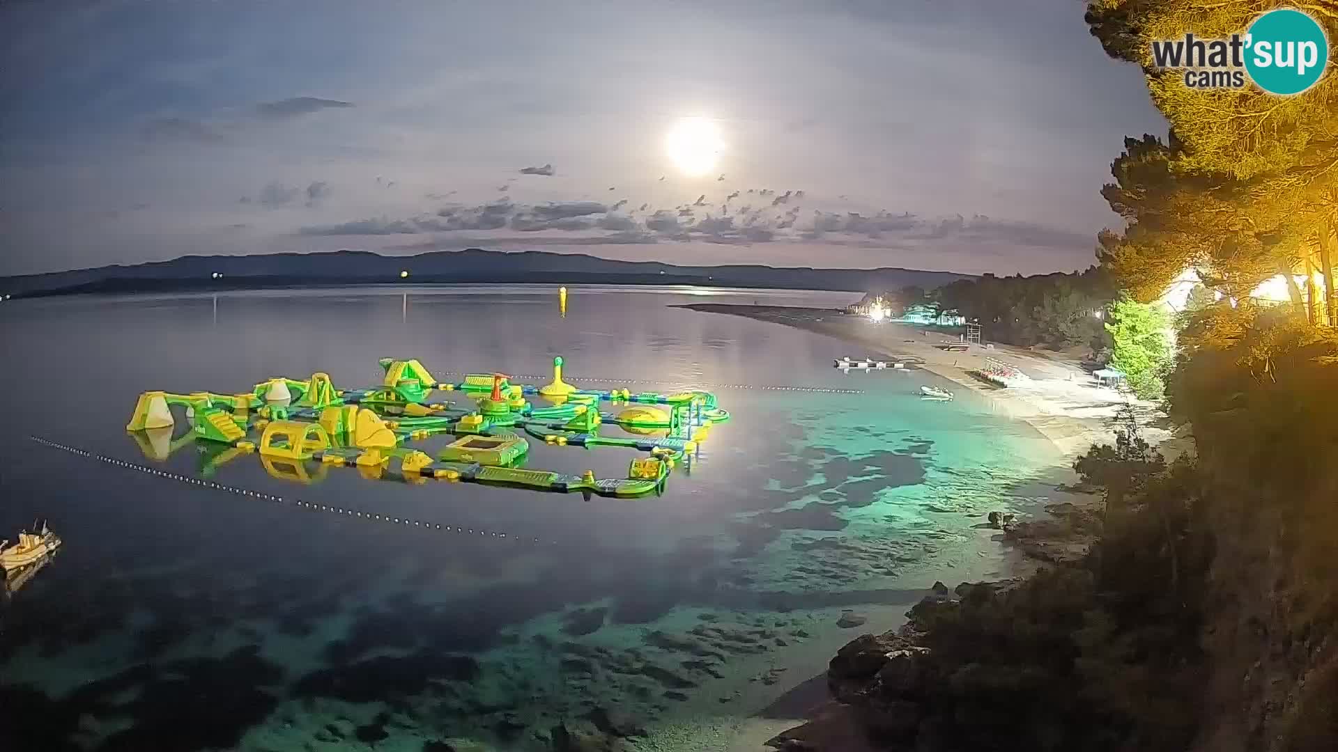 Webcam Bol Zlatni Rat – Vista en vivo desde la isla de Brač