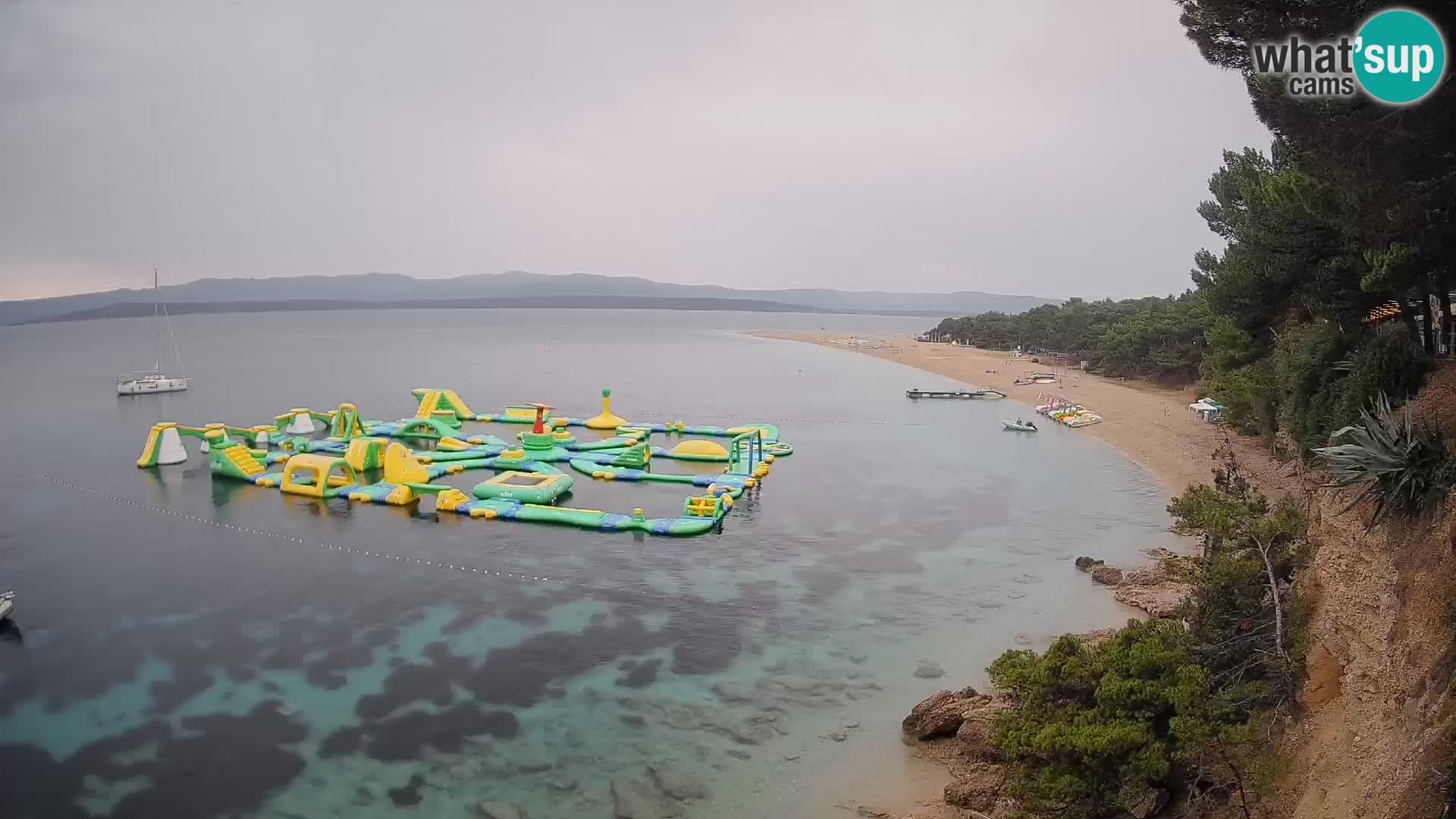 Webcam Zlatni Rat Bol – Liveblick vom berühmten Strand auf Brač