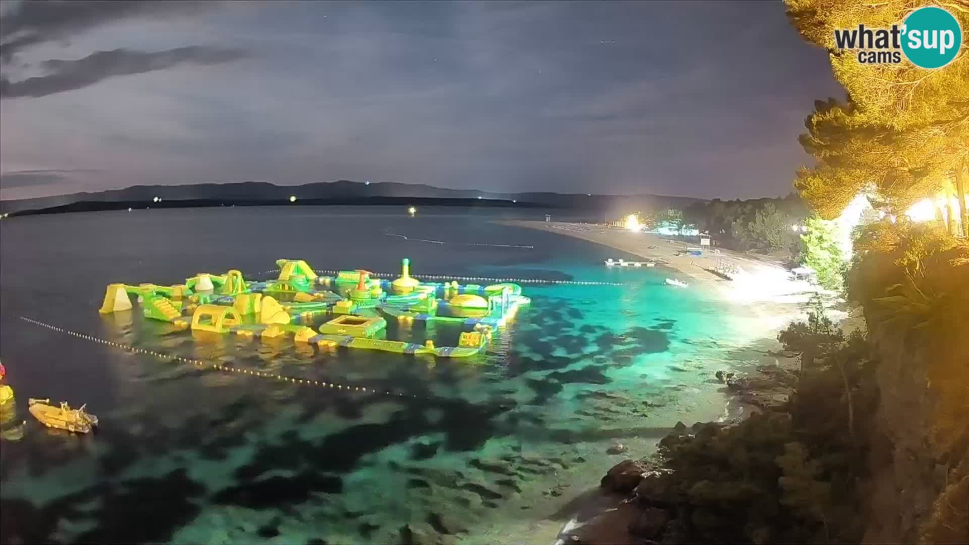 Webcam Zlatni Rat Bol – Liveblick vom berühmten Strand auf Brač