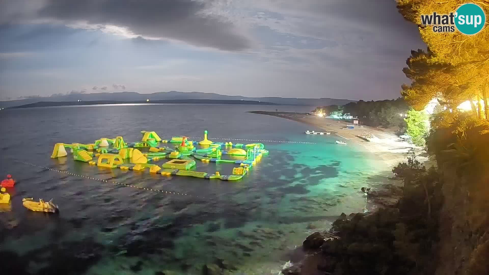 Webcam Zlatni Rat Bol – Liveblick vom berühmten Strand auf Brač