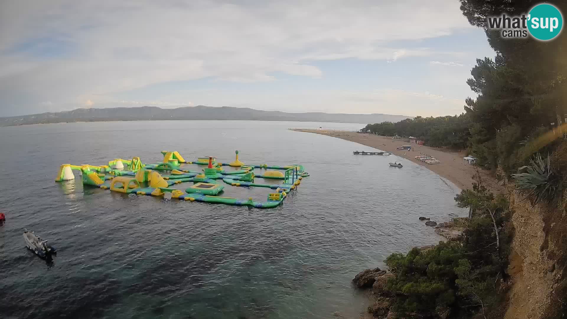 Web kamera Bol Zlatni Rat – Pogled uživo s otoka Brača