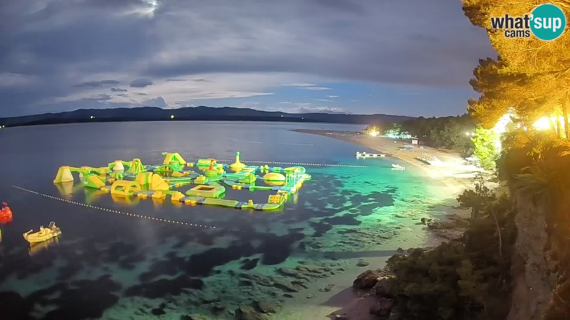 Webcam Zlatni Rat Bol – Liveblick vom berühmten Strand auf Brač