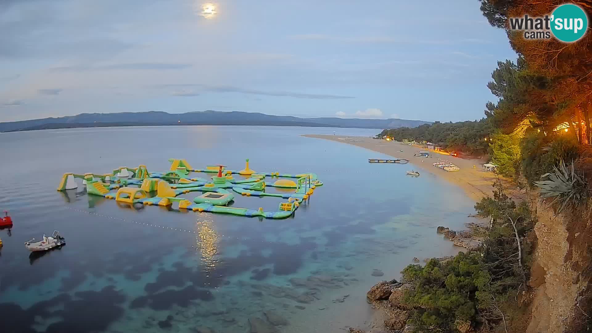 Webcam Bol Zlatni Rat – Vista en vivo desde la isla de Brač