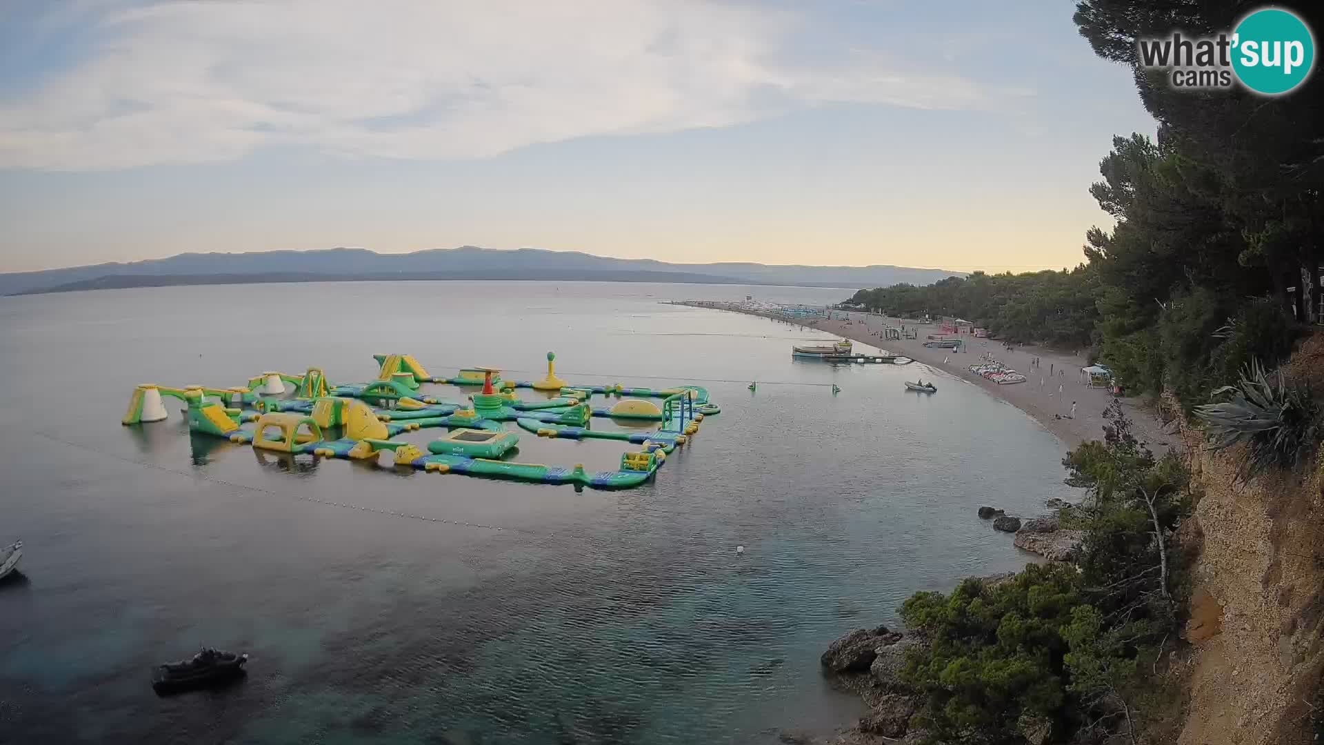 Spletna kamera Bol Zlatni Rat – Pogled v živo z otoka Brač
