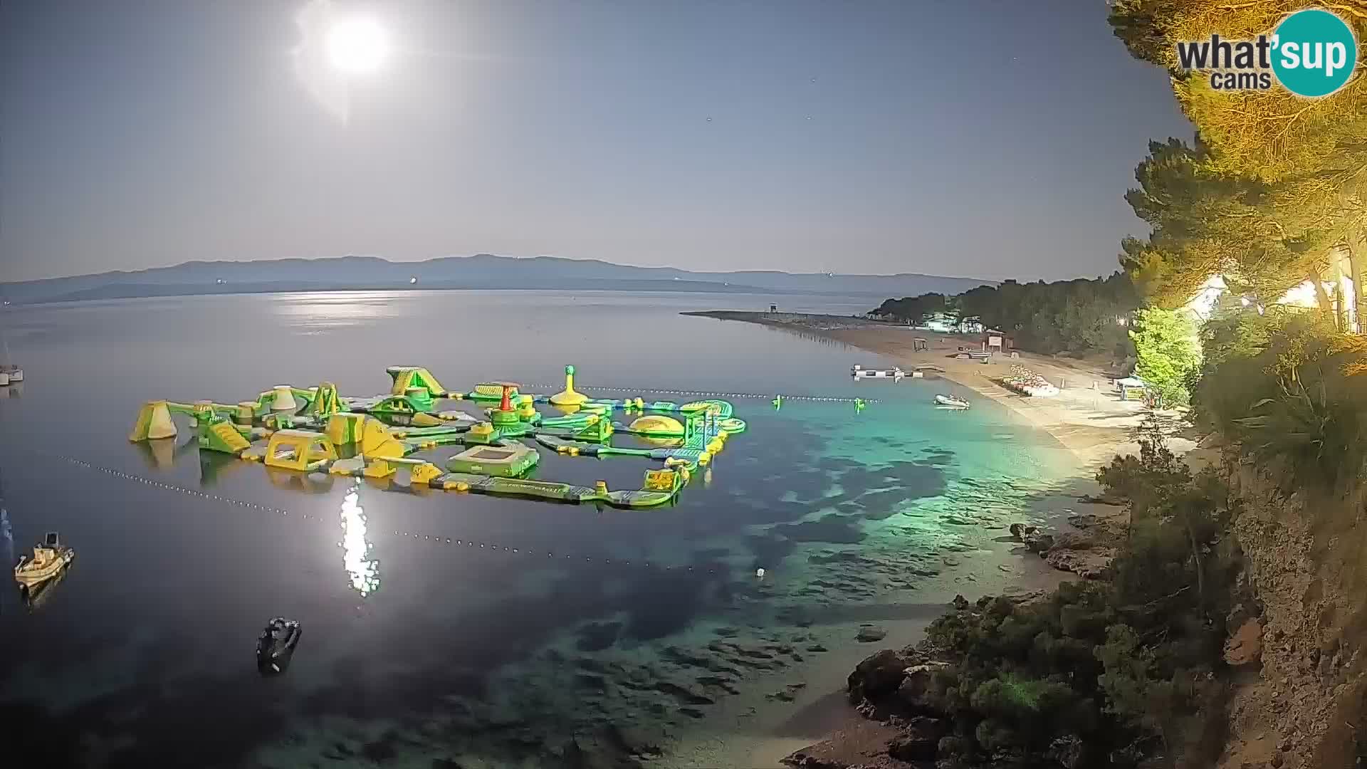 Webcam Zlatni Rat Bol – Liveblick vom berühmten Strand auf Brač