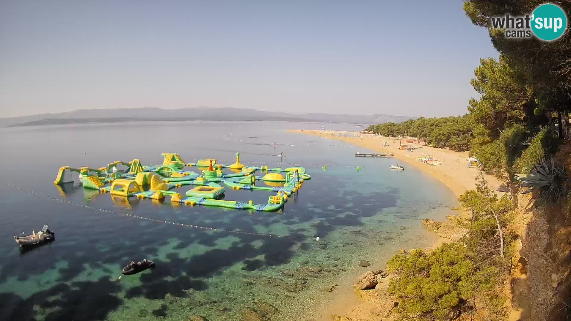 Web kamera Bol Zlatni Rat – Pogled uživo s otoka Brača