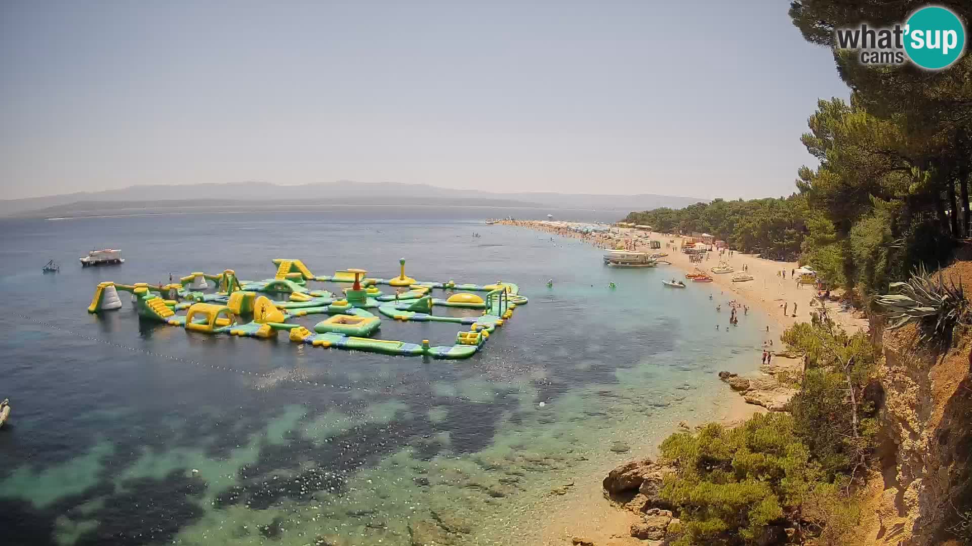 Web kamera Bol Zlatni Rat – Pogled uživo s otoka Brača