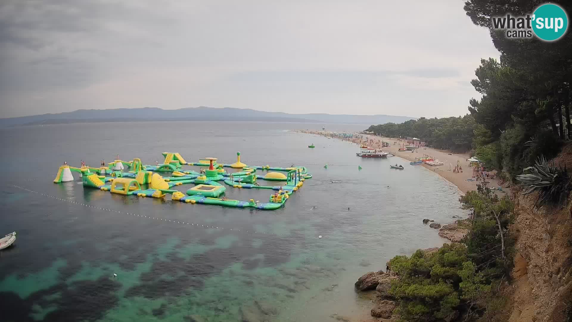 Spletna kamera Bol Zlatni Rat – Pogled v živo z otoka Brač