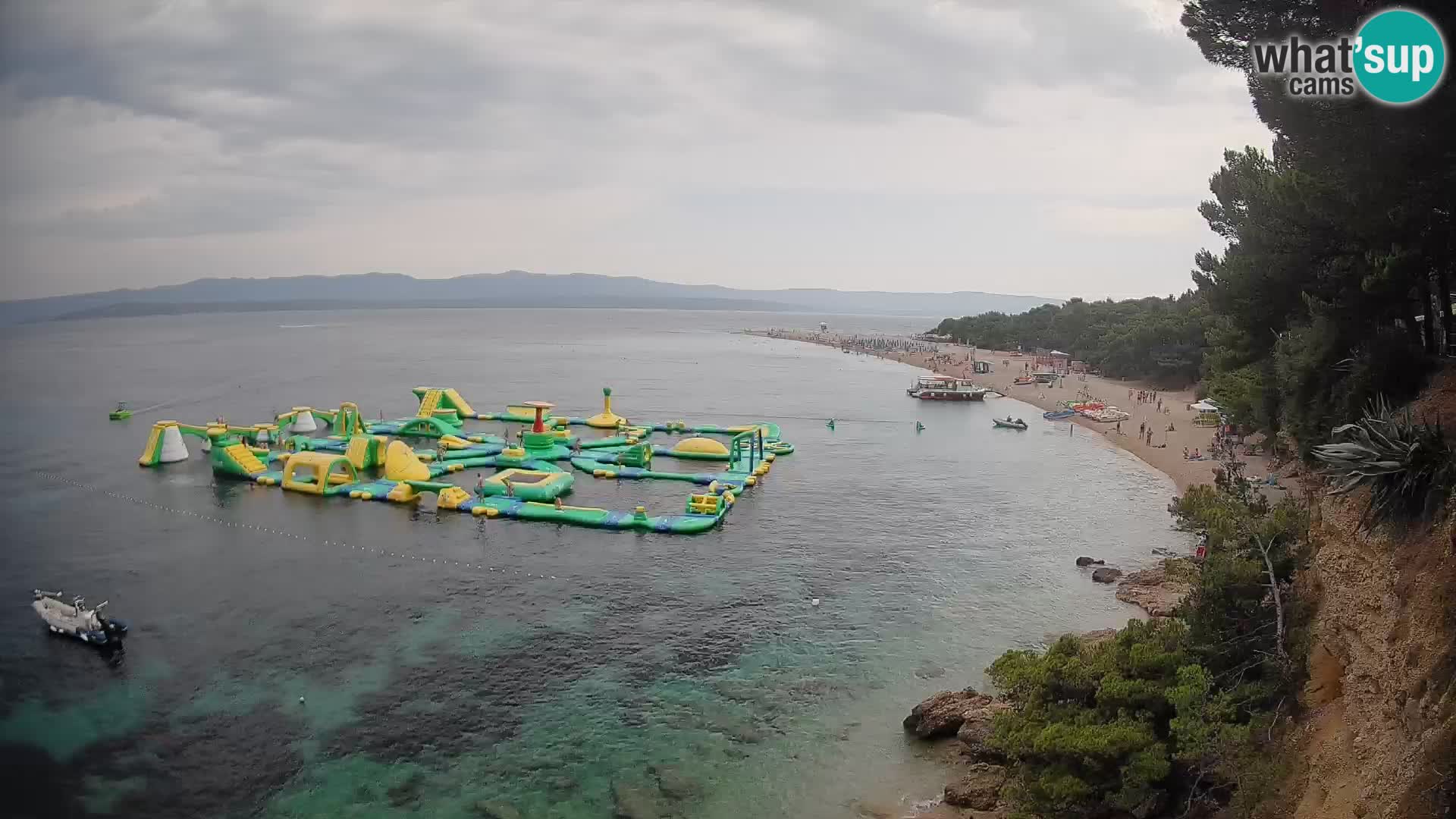 Spletna kamera Bol Zlatni Rat – Pogled v živo z otoka Brač