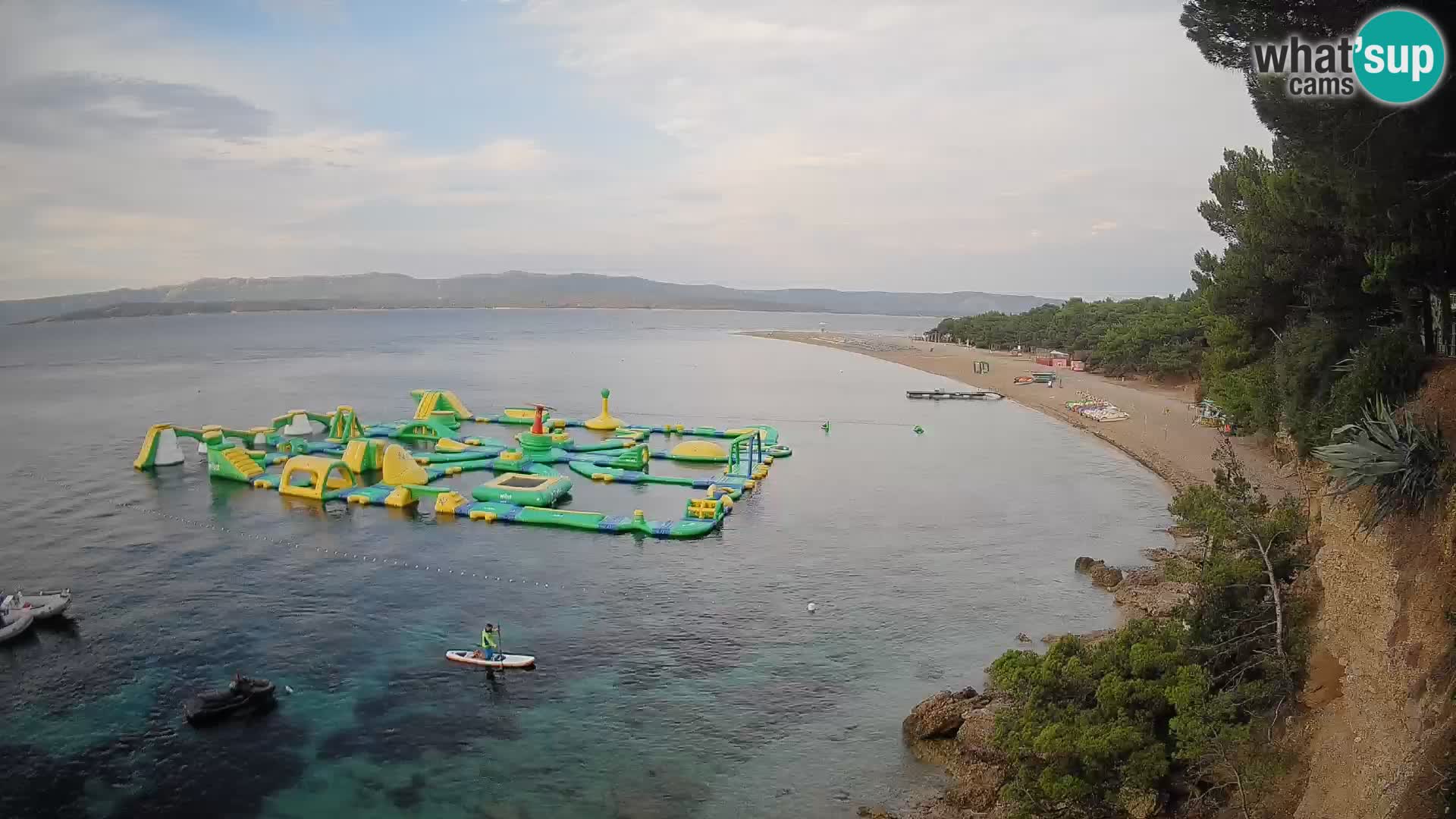 Web kamera Bol Zlatni Rat – Pogled uživo s otoka Brača