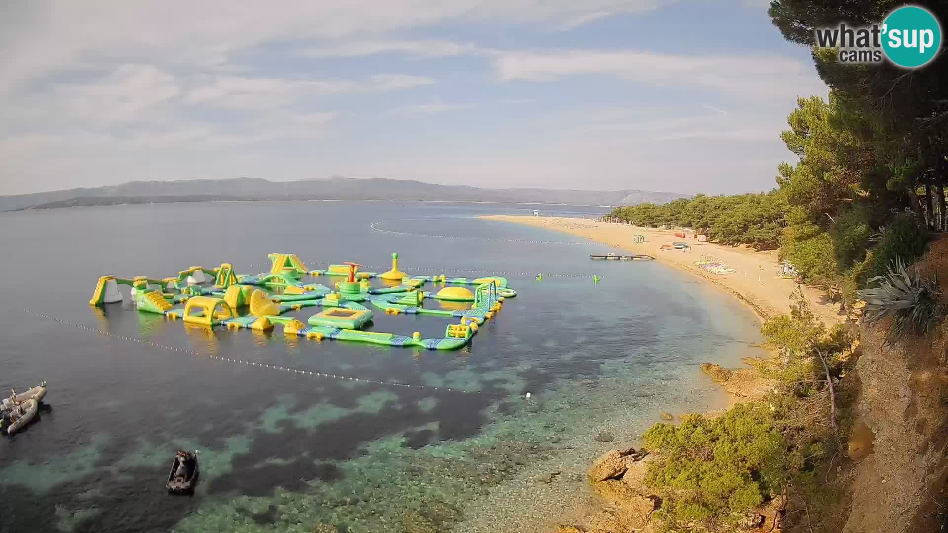 Spletna kamera Bol Zlatni Rat – Pogled v živo z otoka Brač