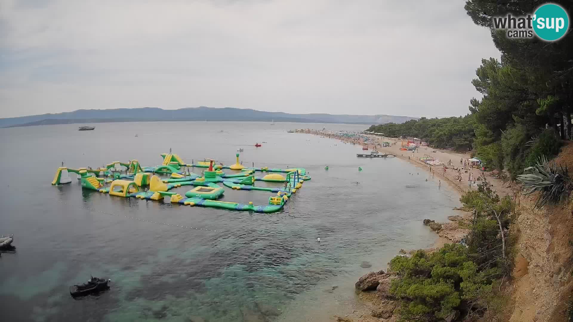 Web kamera Bol Zlatni Rat – Pogled uživo s otoka Brača
