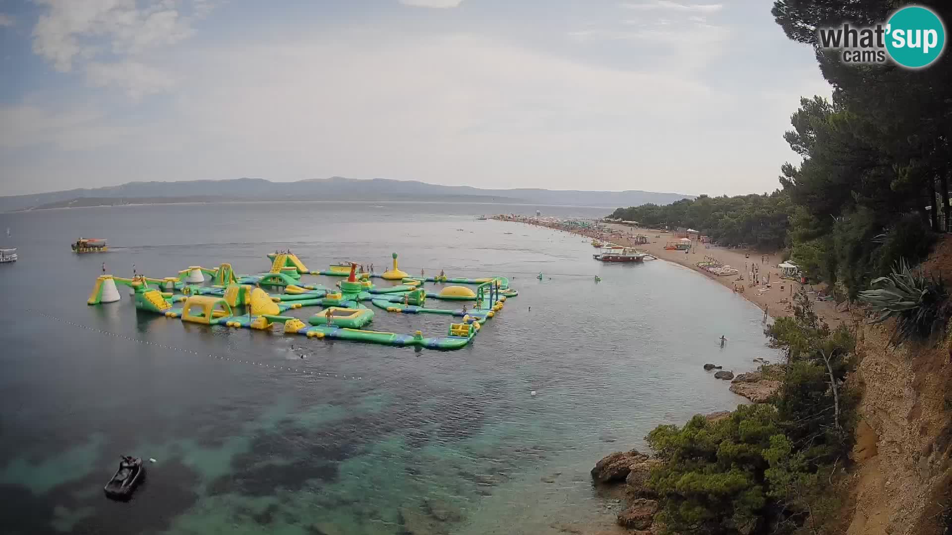 Web kamera Bol Zlatni Rat – Pogled uživo s otoka Brača
