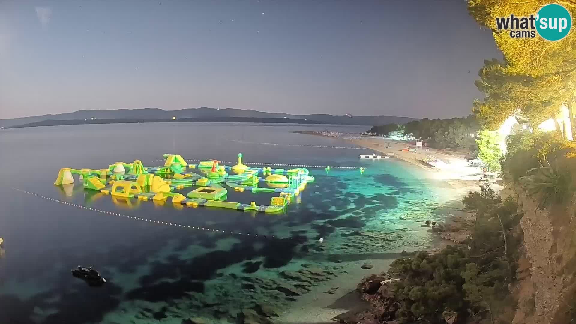 Webcam Zlatni Rat Bol – Liveblick vom berühmten Strand auf Brač
