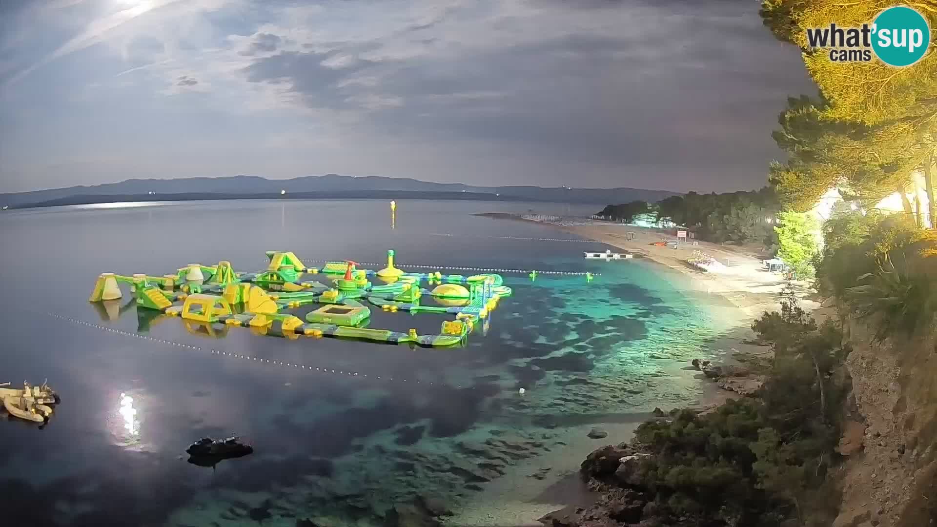 Webcam Zlatni Rat Bol – Liveblick vom berühmten Strand auf Brač