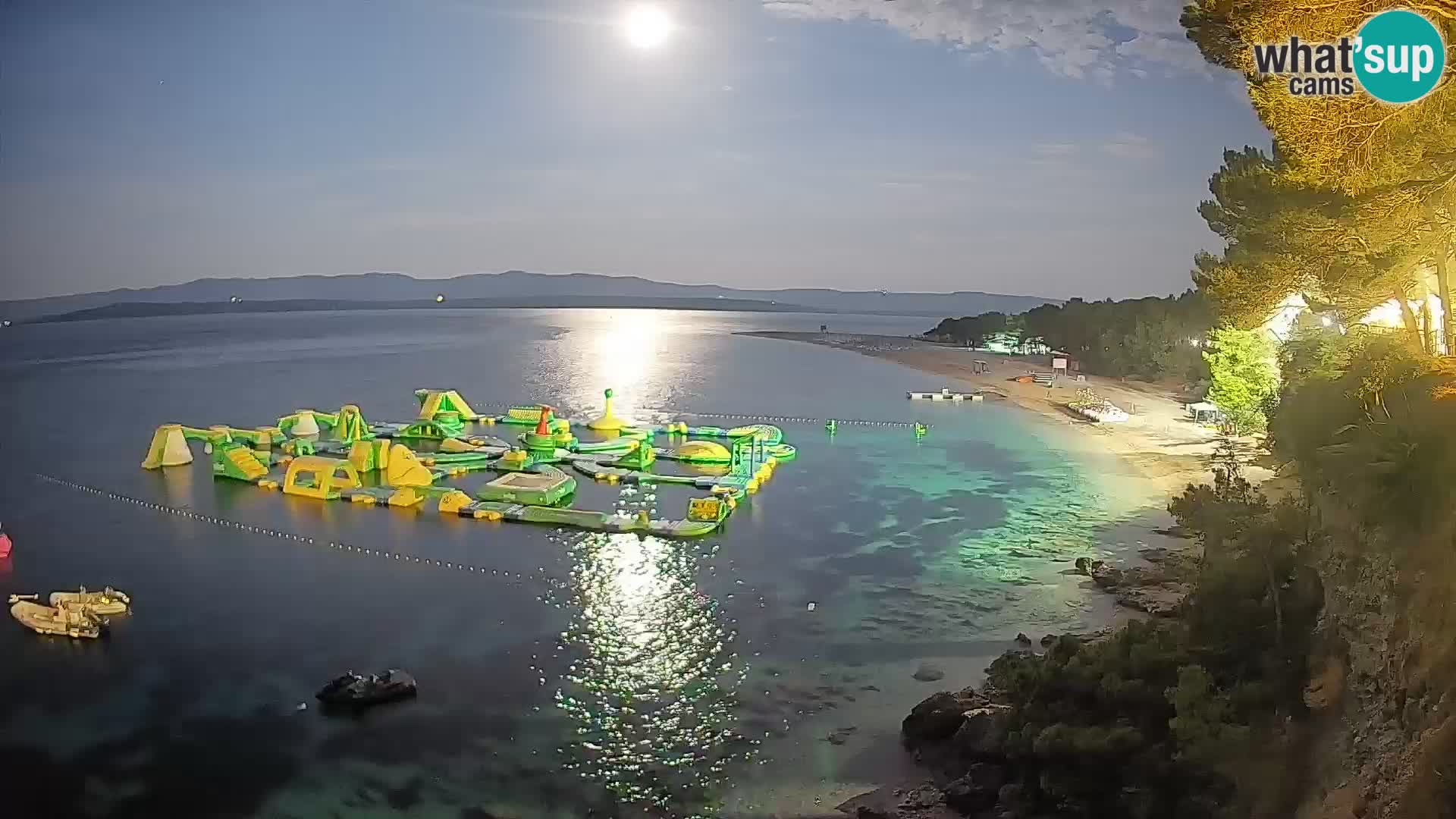 Webcam Zlatni Rat Bol – Liveblick vom berühmten Strand auf Brač