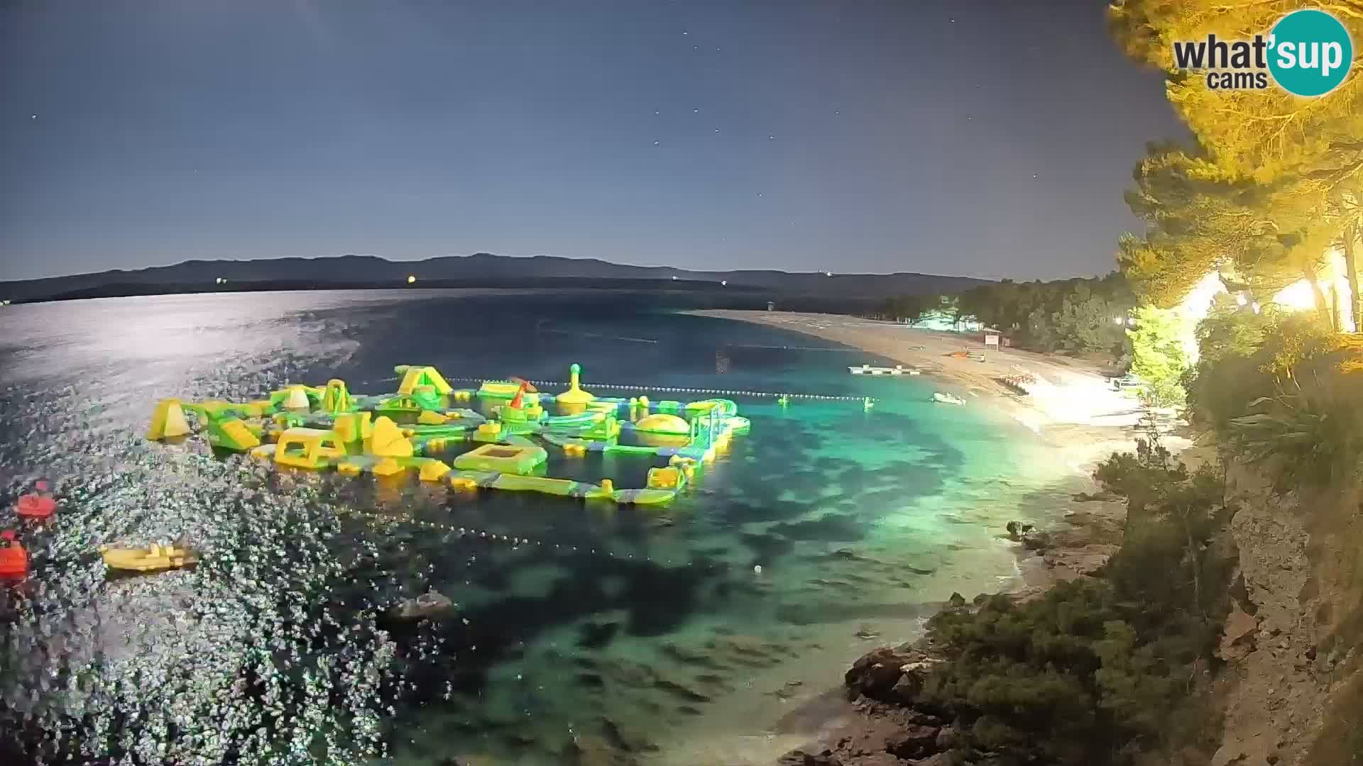 Spletna kamera Bol Zlatni Rat – Pogled v živo z otoka Brač