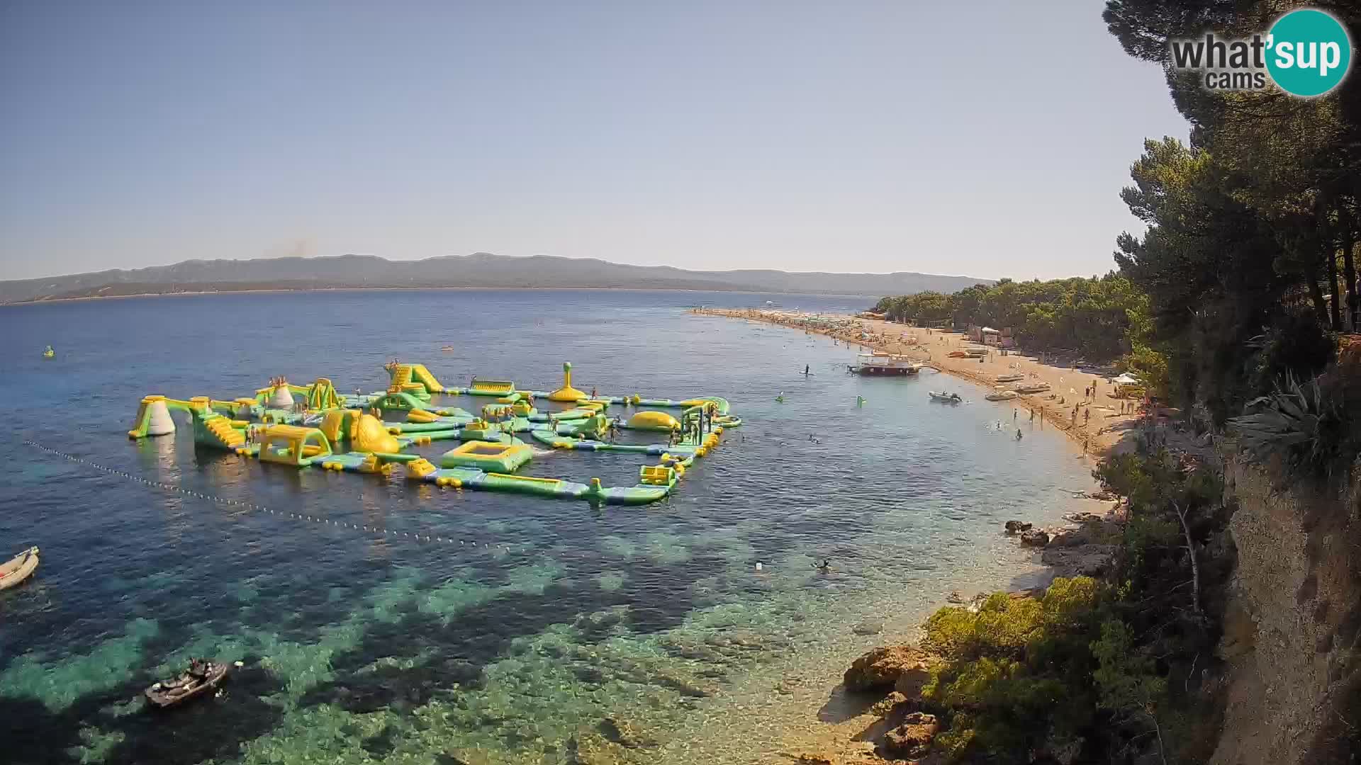 Web kamera Bol Zlatni Rat – Pogled uživo s otoka Brača
