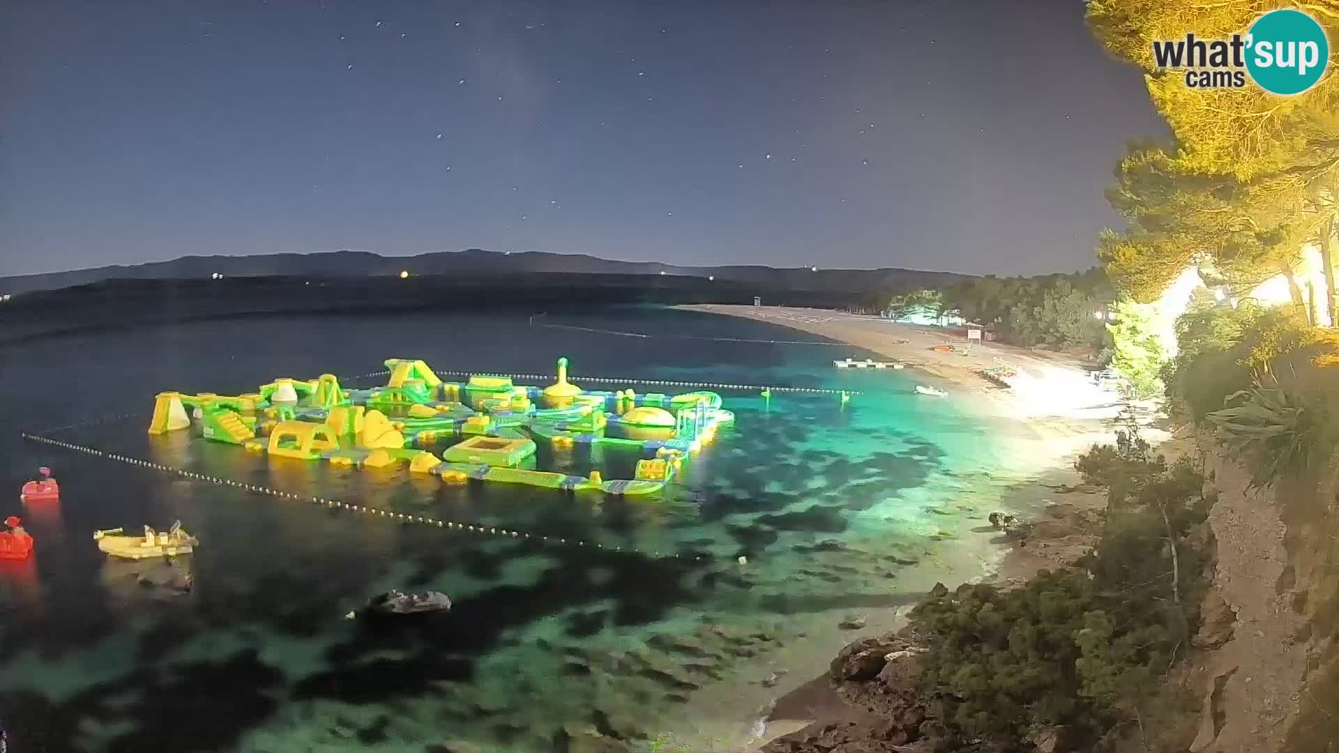 Webcam Zlatni Rat Bol – Liveblick vom berühmten Strand auf Brač