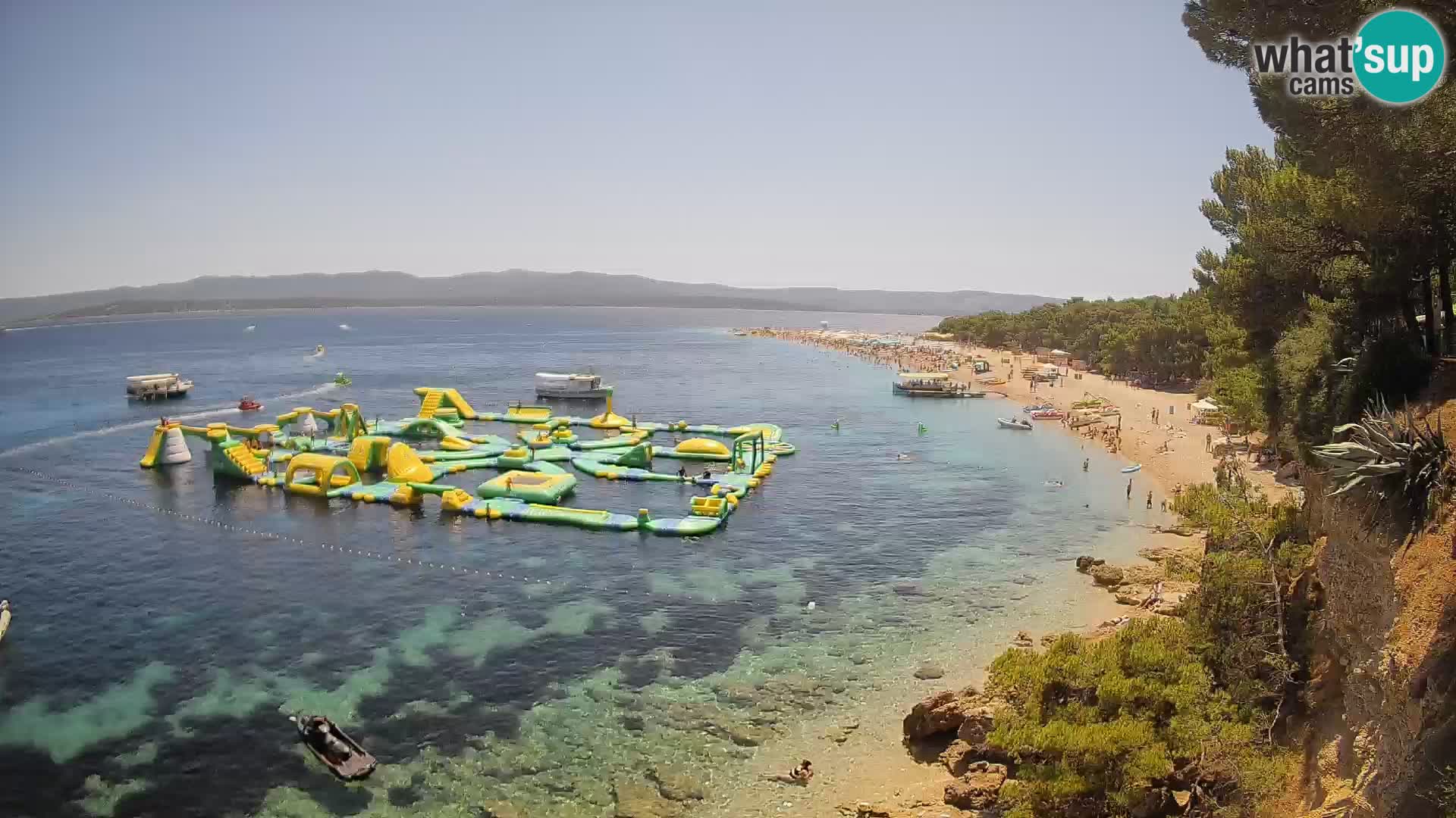 Web kamera Bol Zlatni Rat – Pogled uživo s otoka Brača