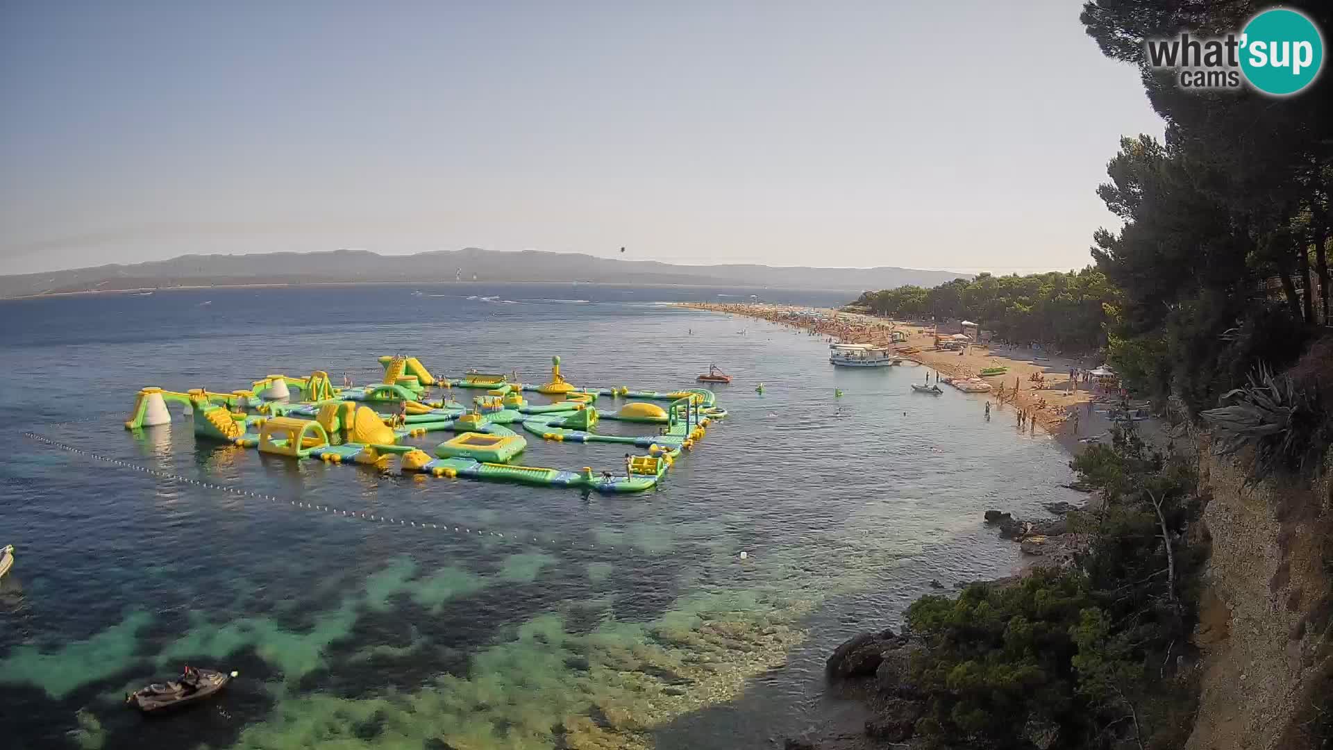 Web kamera Bol Zlatni Rat – Pogled uživo s otoka Brača